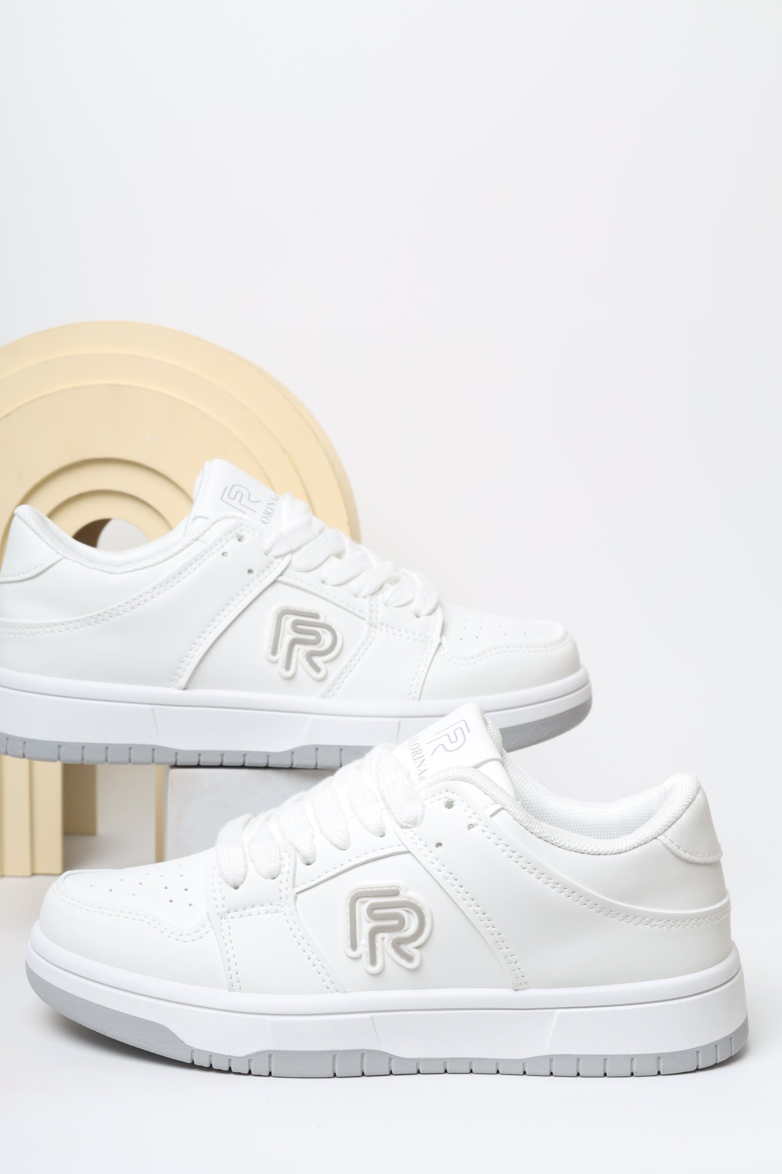 حذاء نسائي رياضي 11162