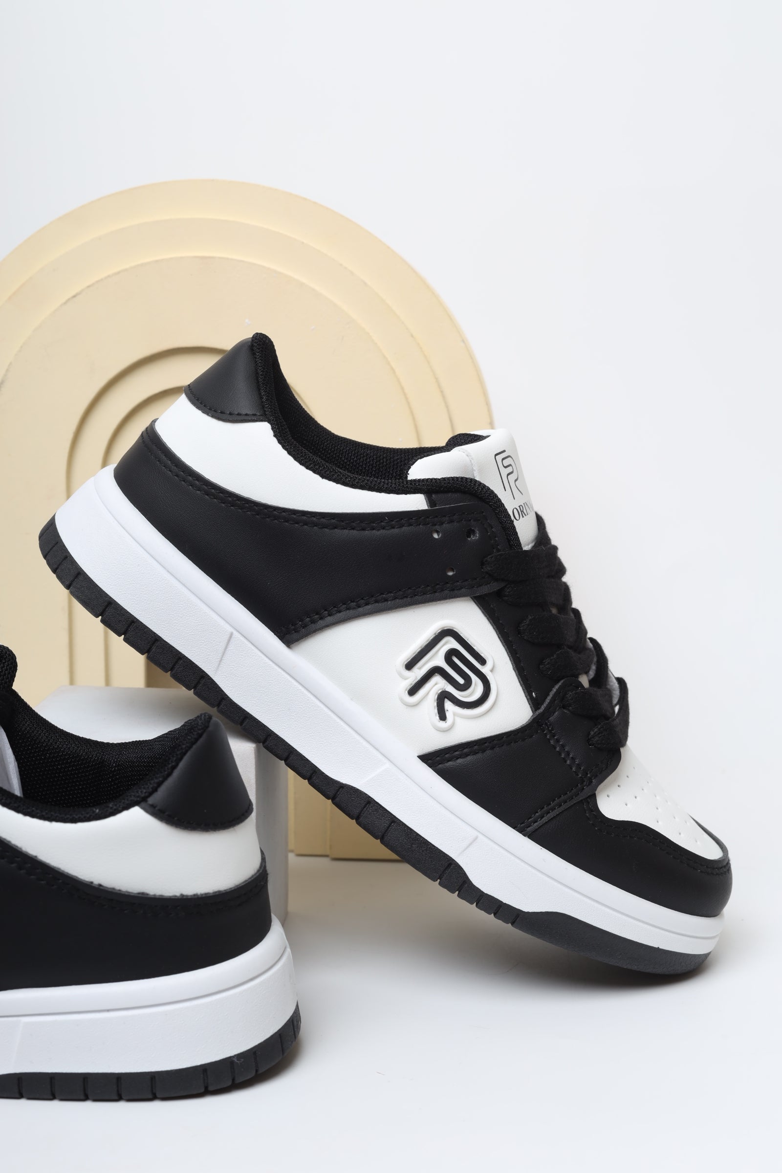 حذاء نسائي رياضي 11162