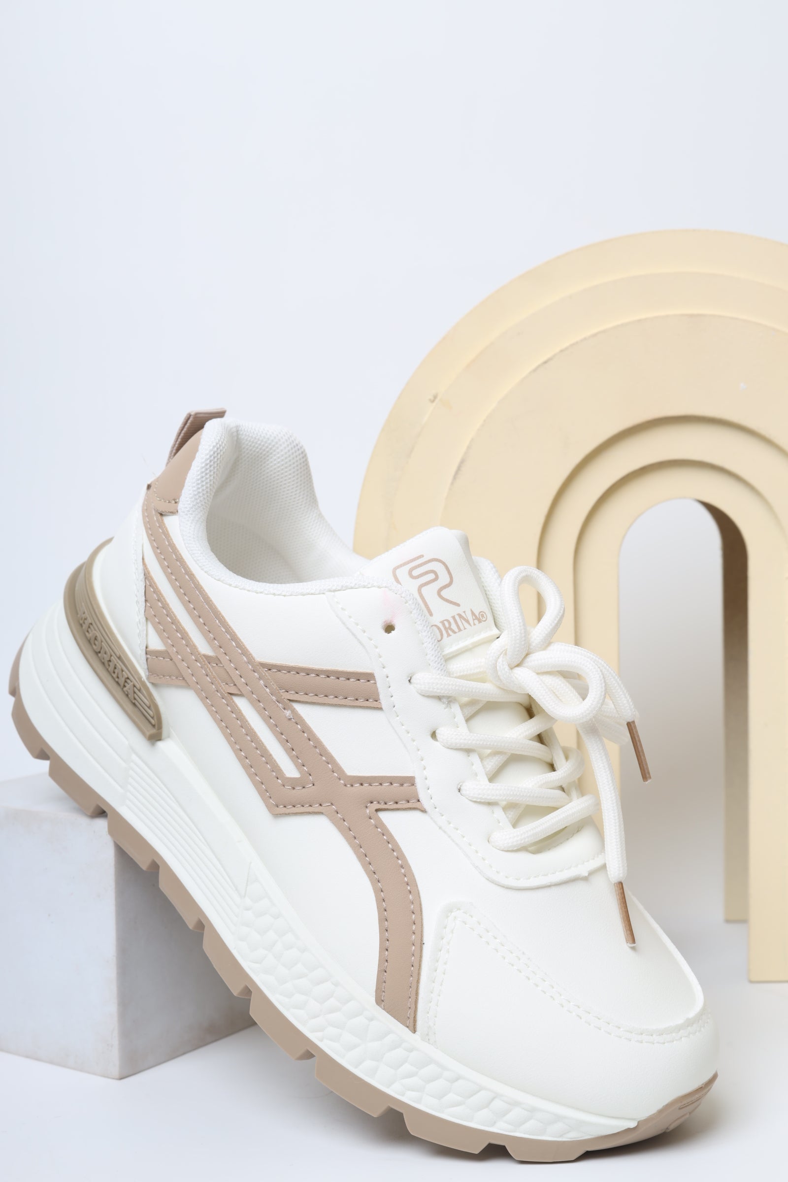 حذاء نسائي رياضي 11157