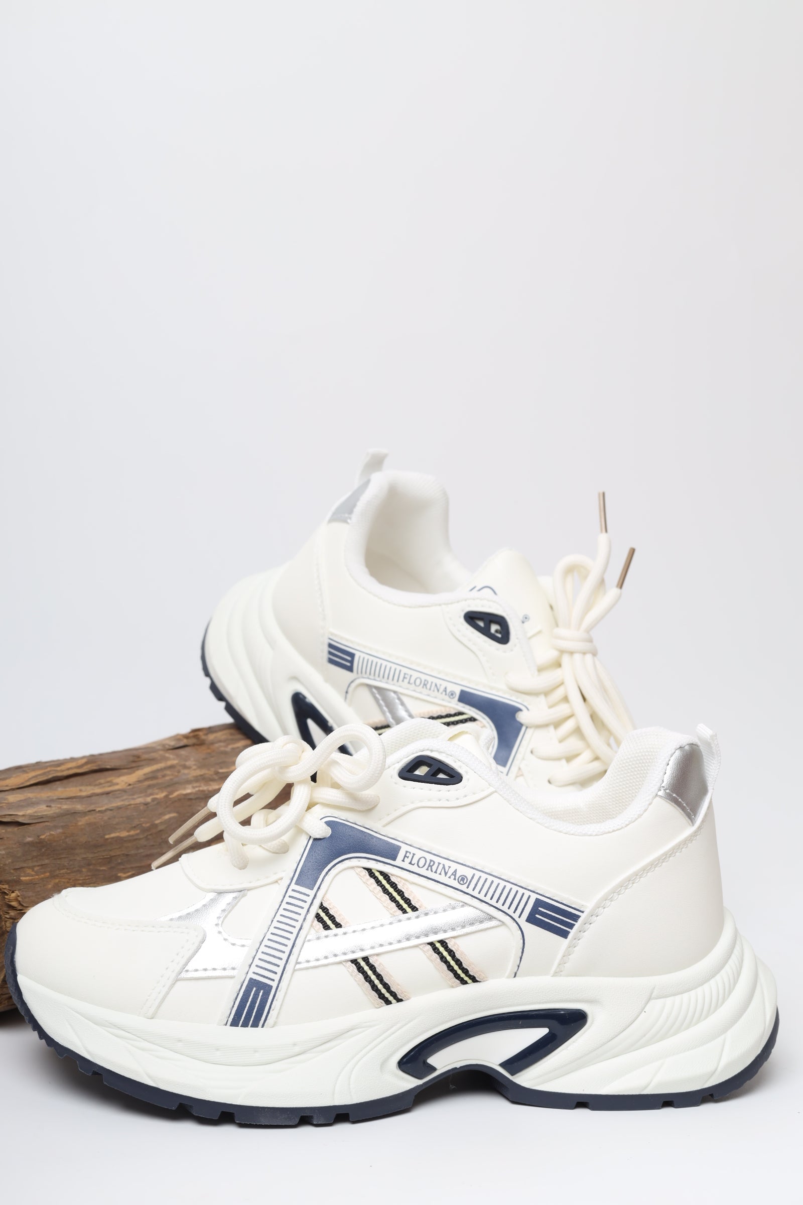 حذاء نسائي رياضي 11163