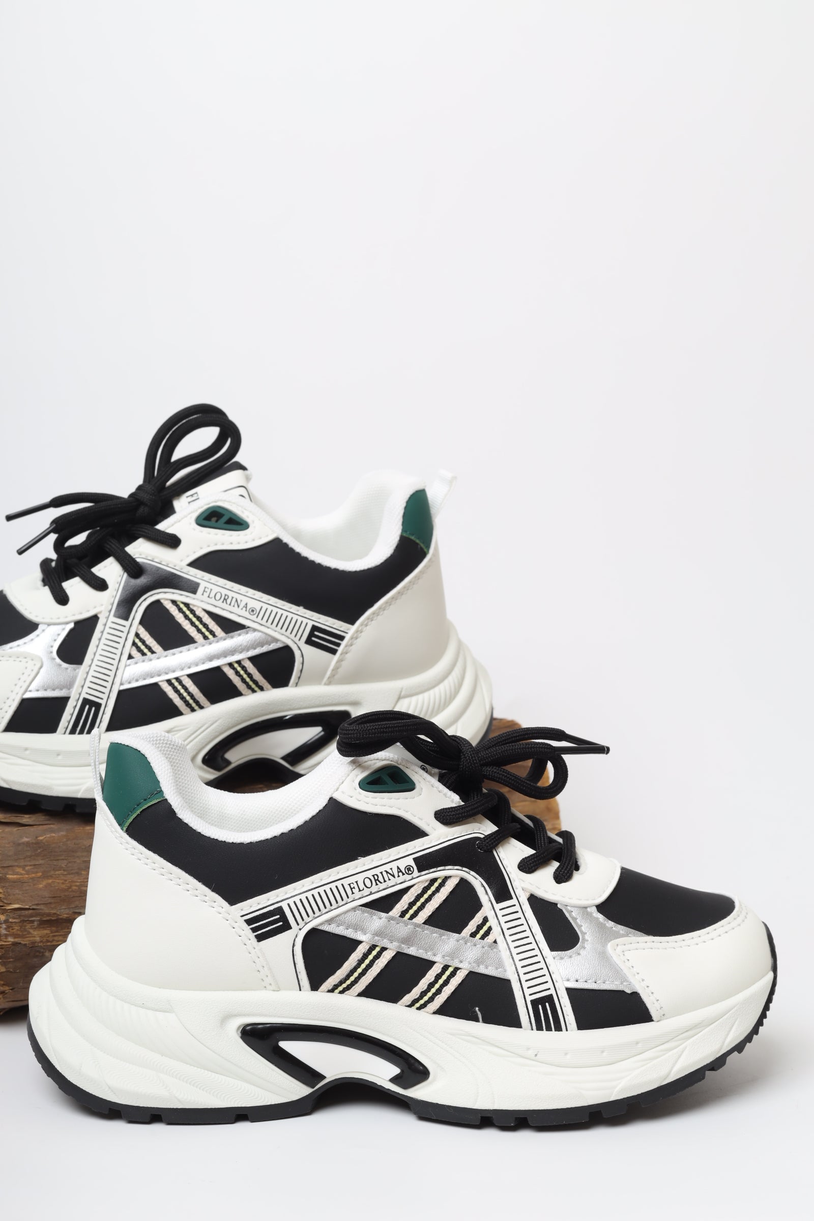 حذاء نسائي رياضي 11163