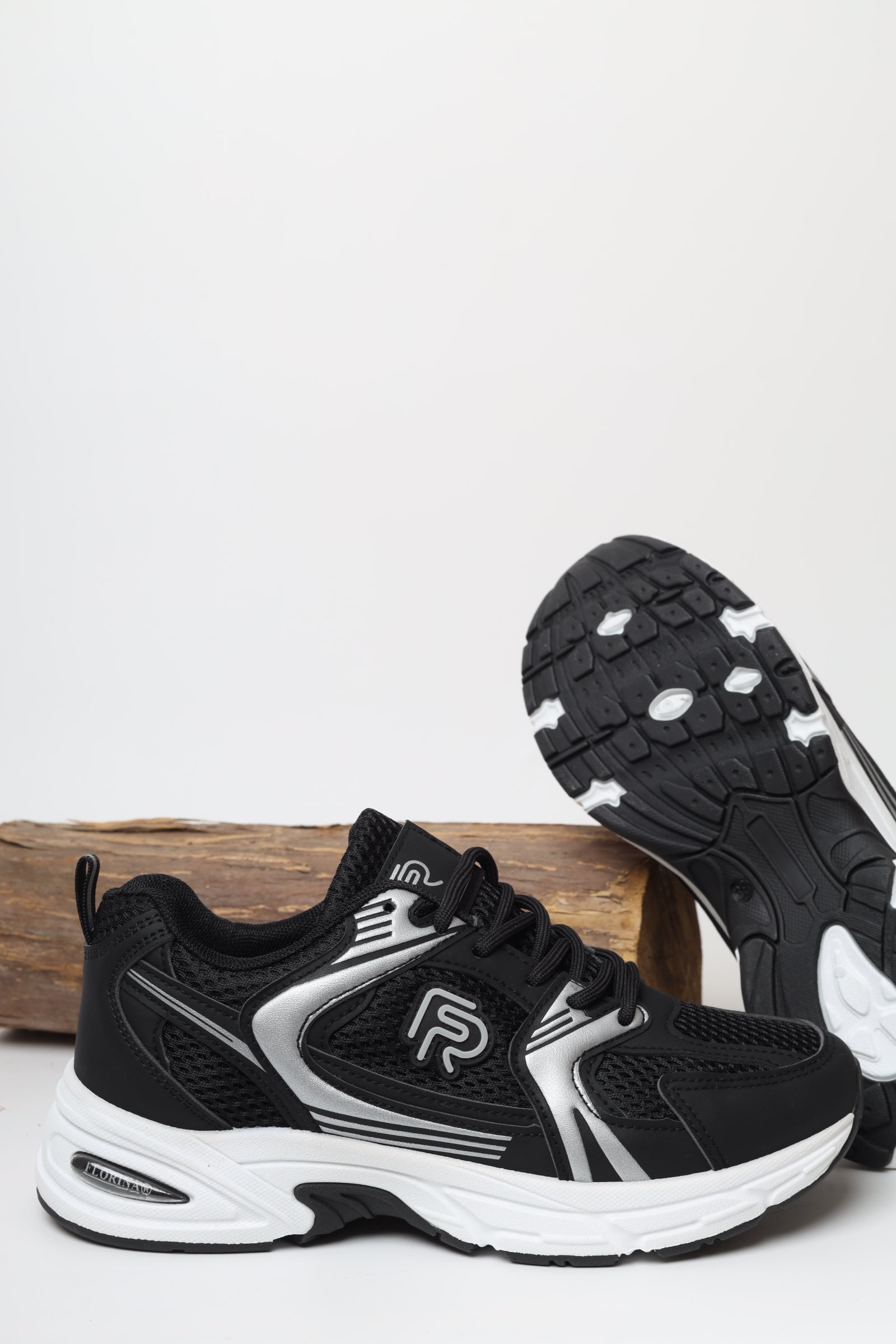 حذاء نسائي رياضي 11161