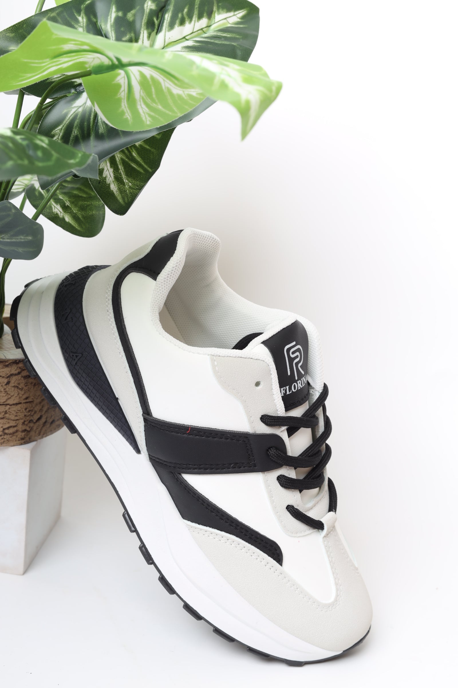 حذاء نسائي رياضي 11152