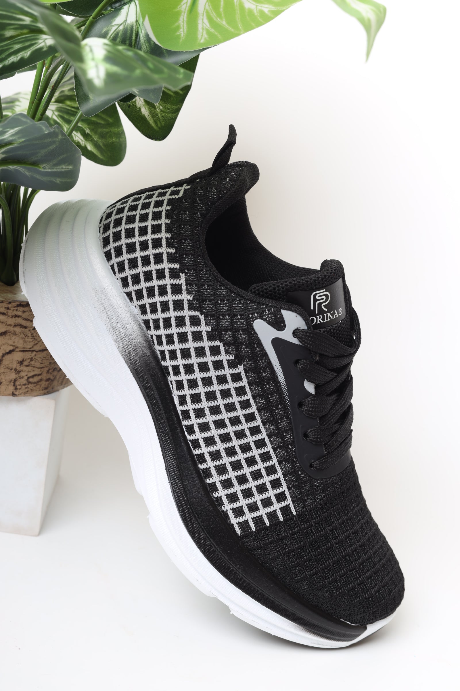 حذاء نسائي رياضي 11156