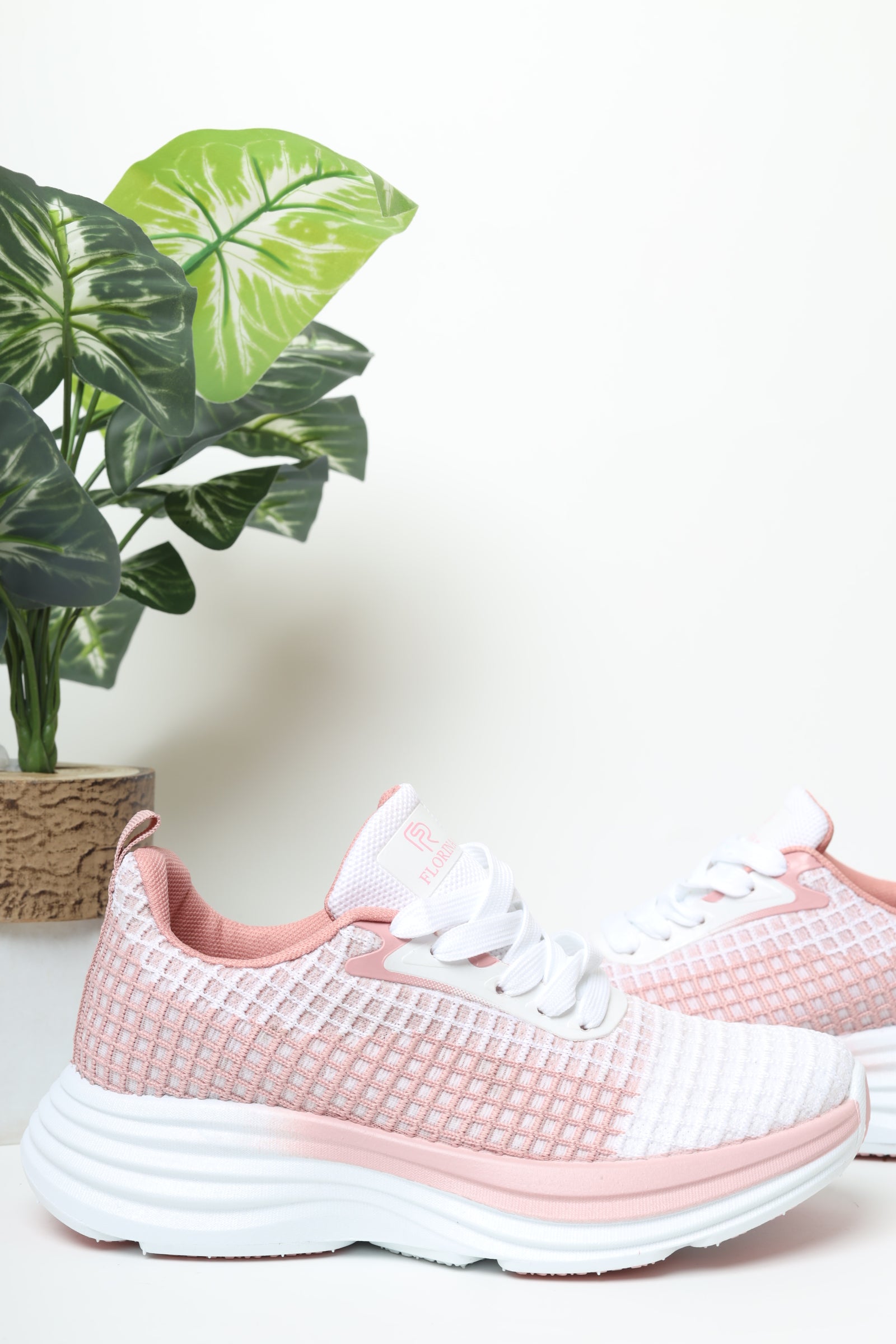 حذاء نسائي رياضي 11156