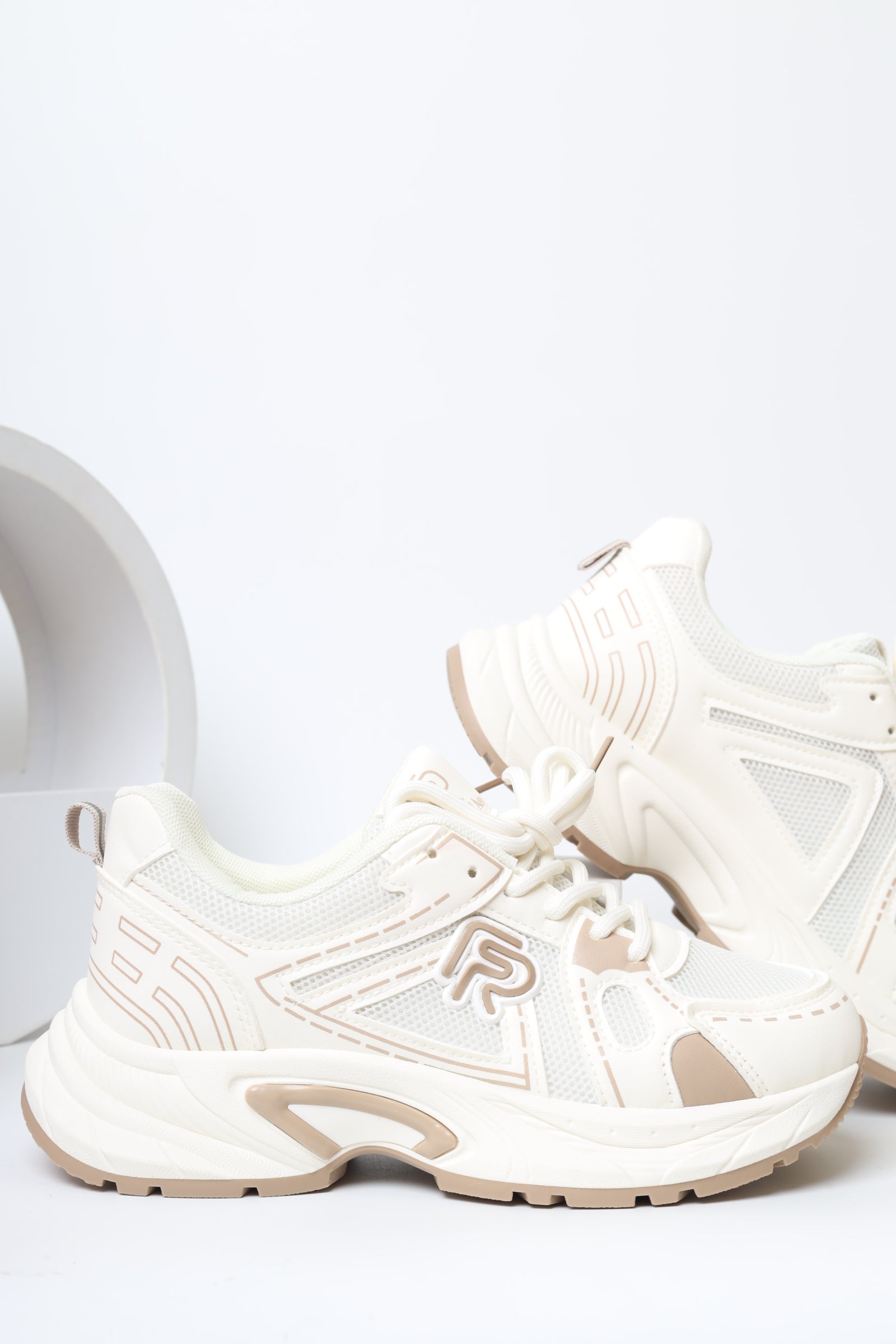 حذاء نسائي رياضي 11159