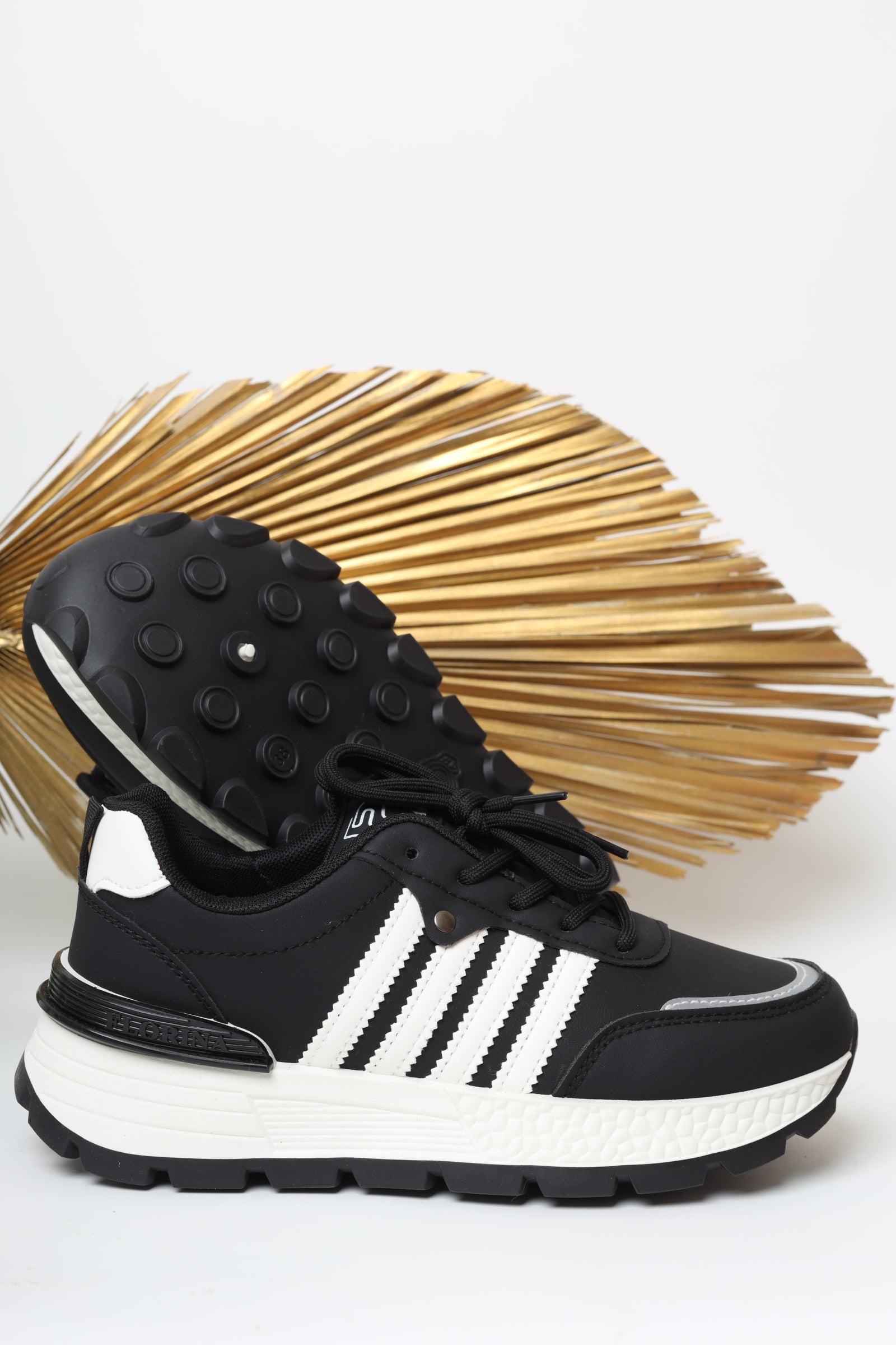 حذاء نسائي رياضي 11154