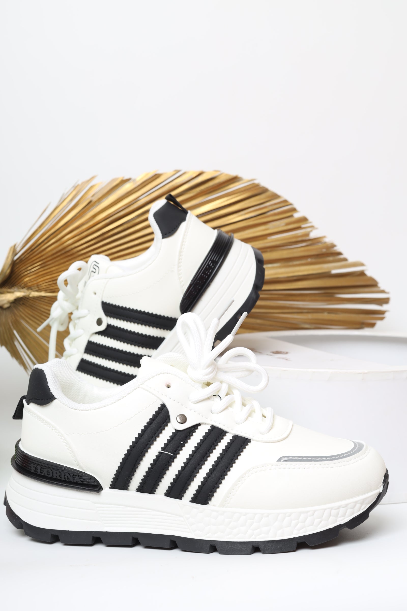 حذاء نسائي رياضي 11154