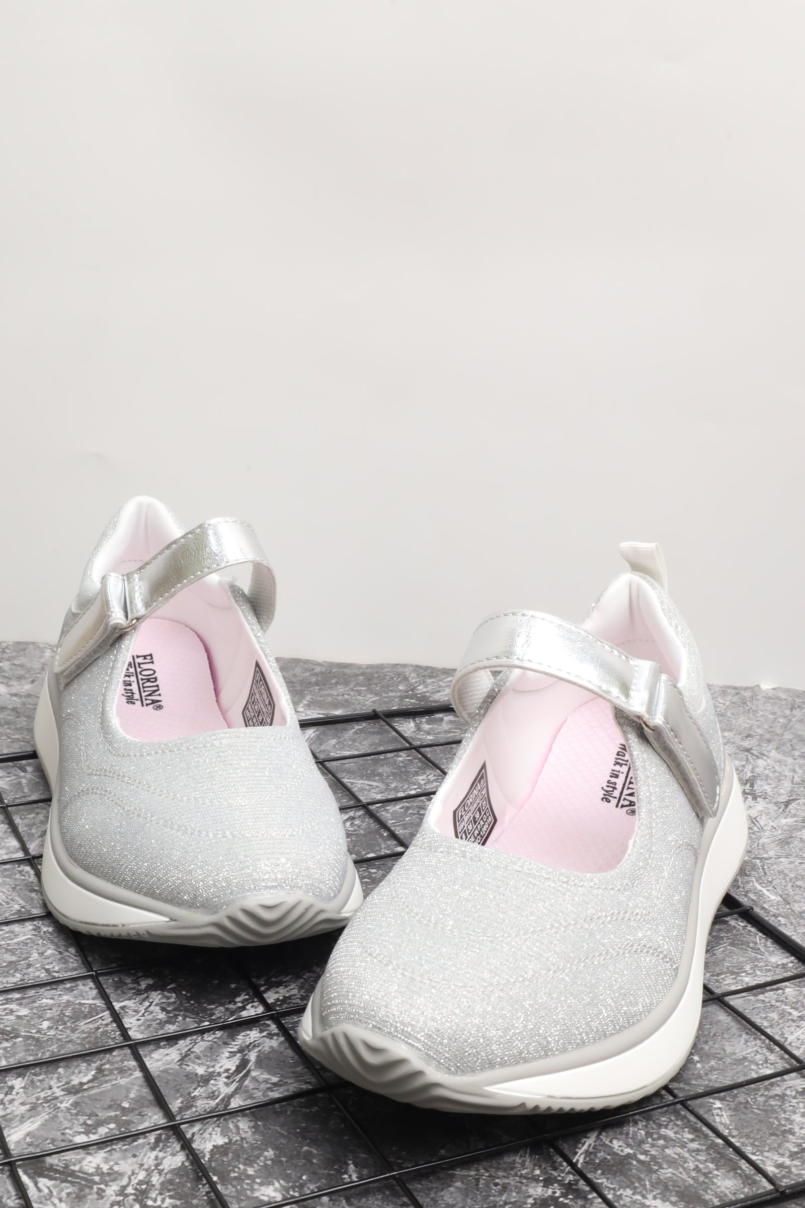 حذاء نسائي 126016