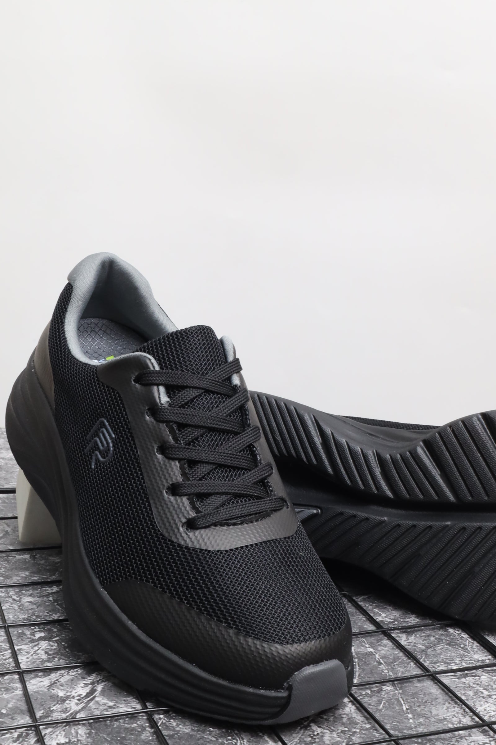 حذاء نسائي رياضي 126014