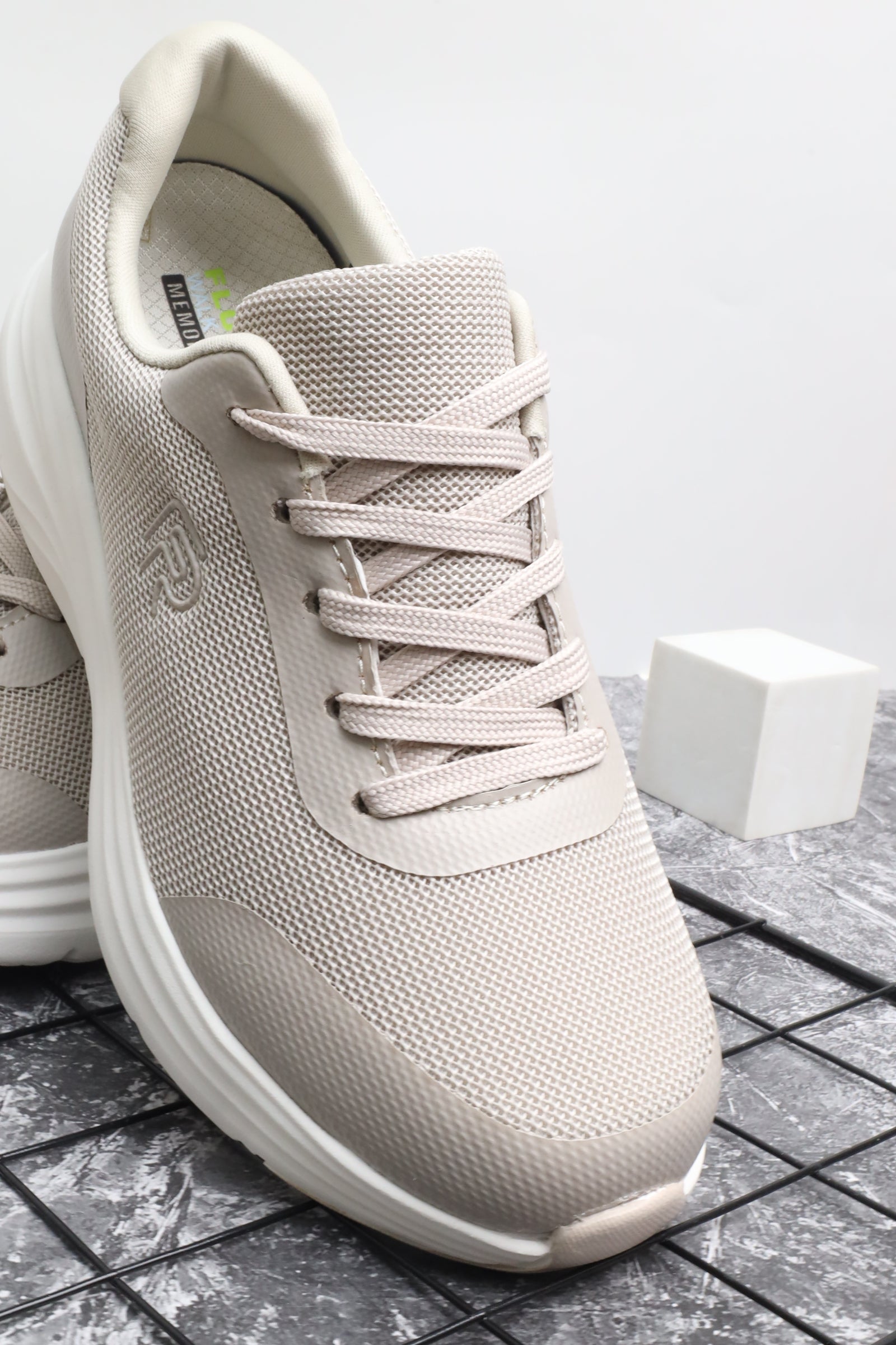 حذاء نسائي رياضي 126014