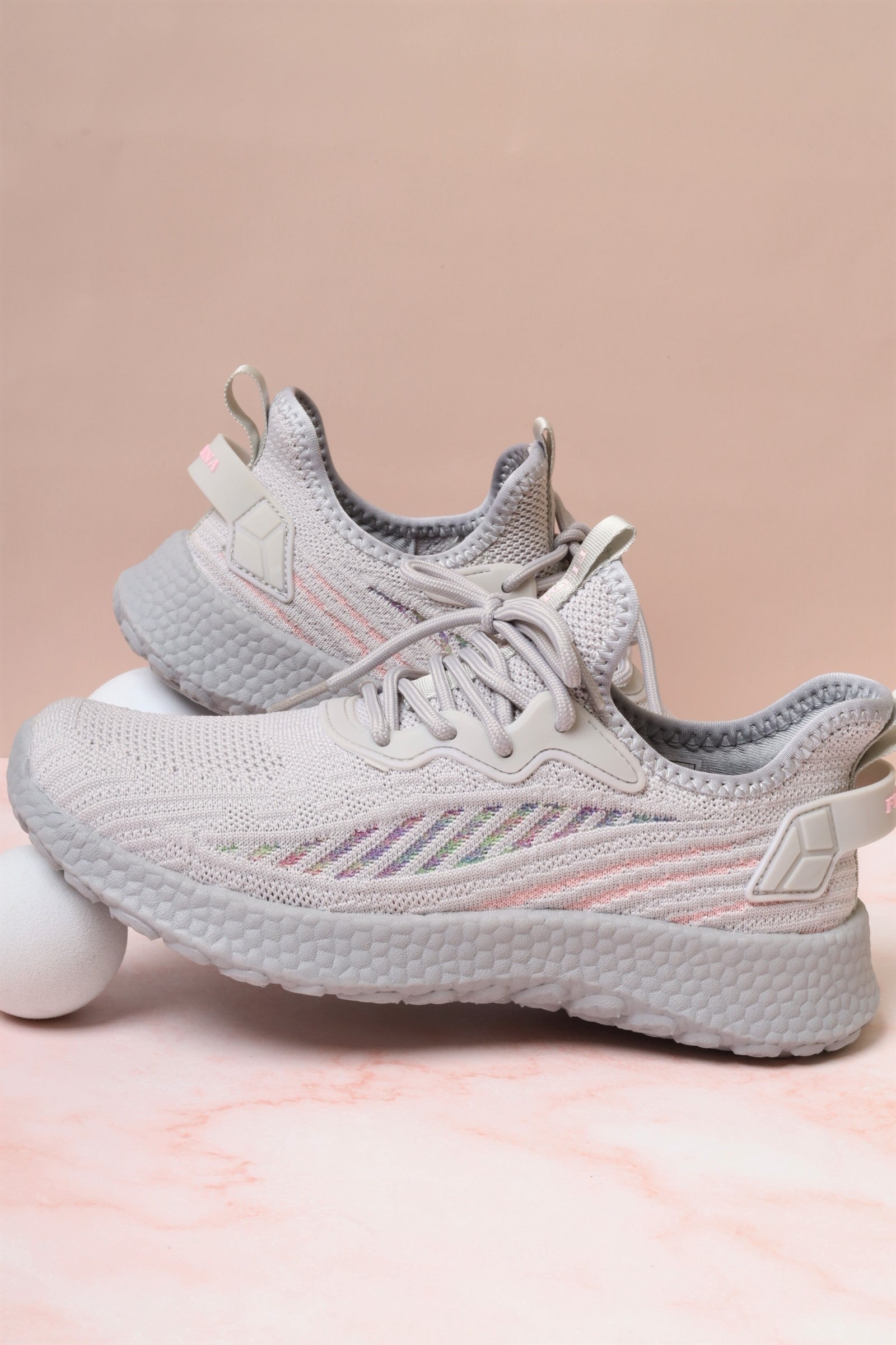 Women's Sneakers 152305