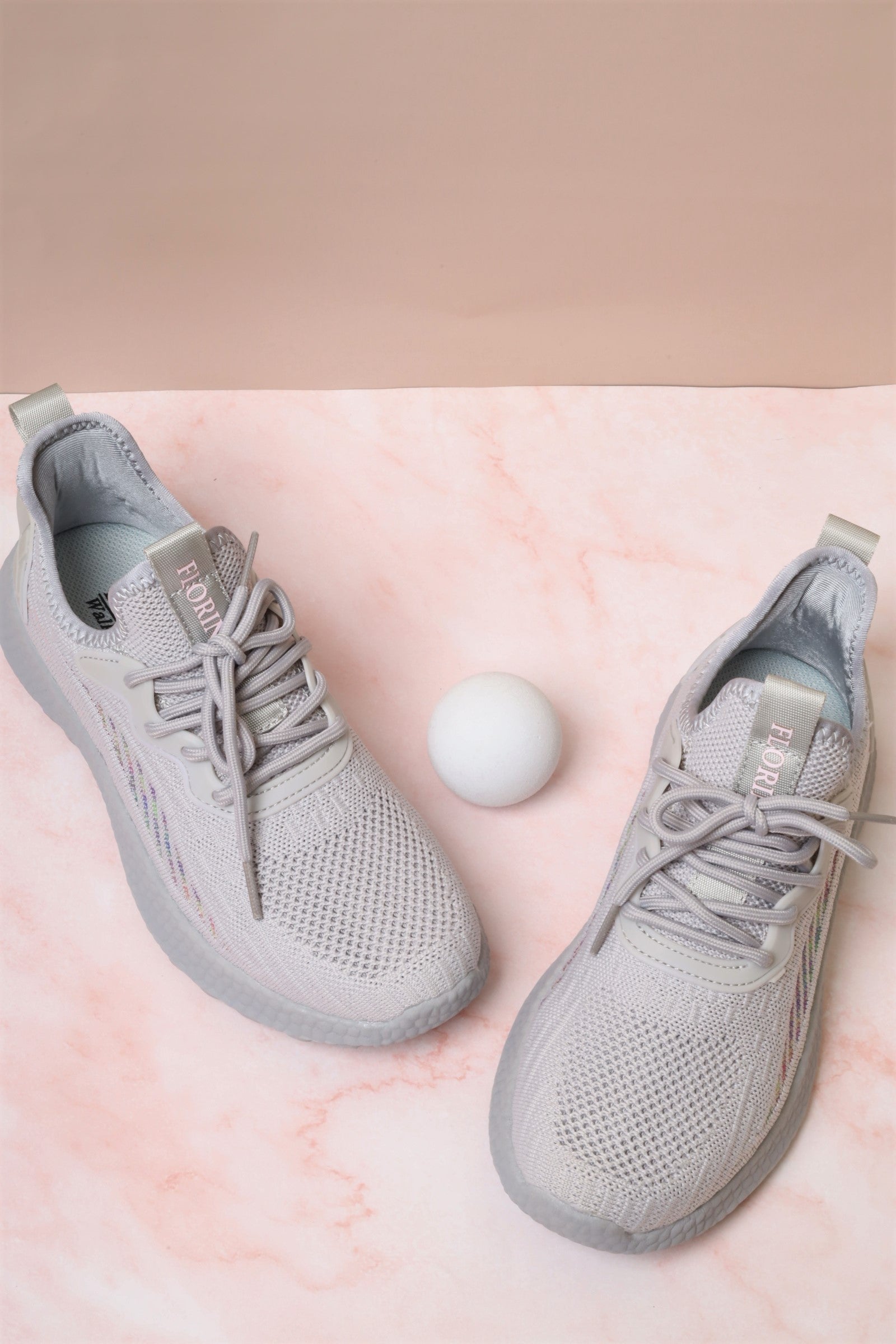 Women's Sneakers 152305