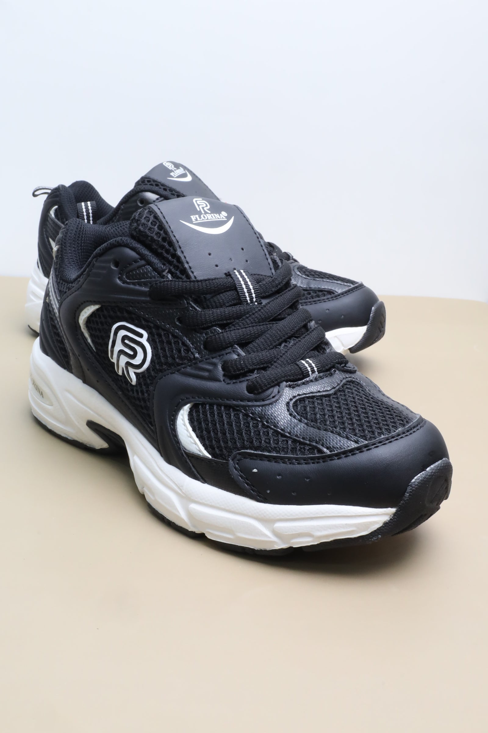 حذاء نسائي رياضي 76934