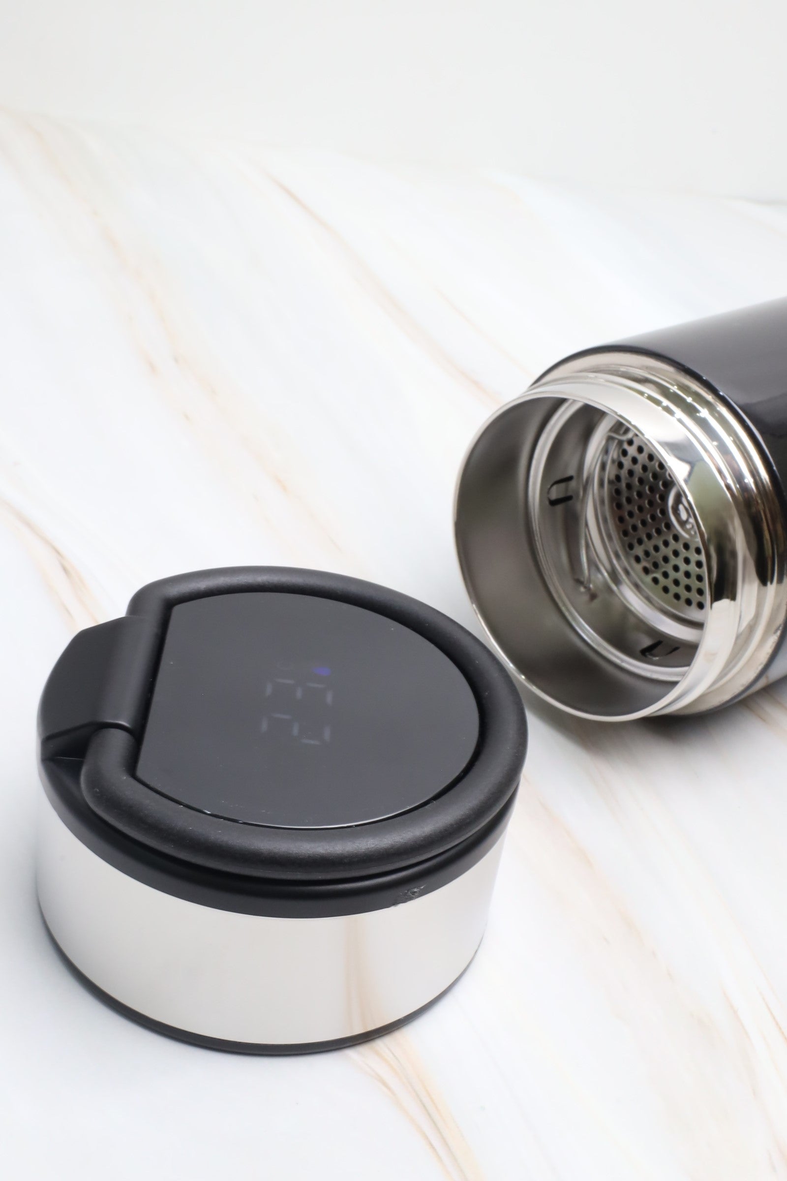 زجاجة مياه ذكية 2013