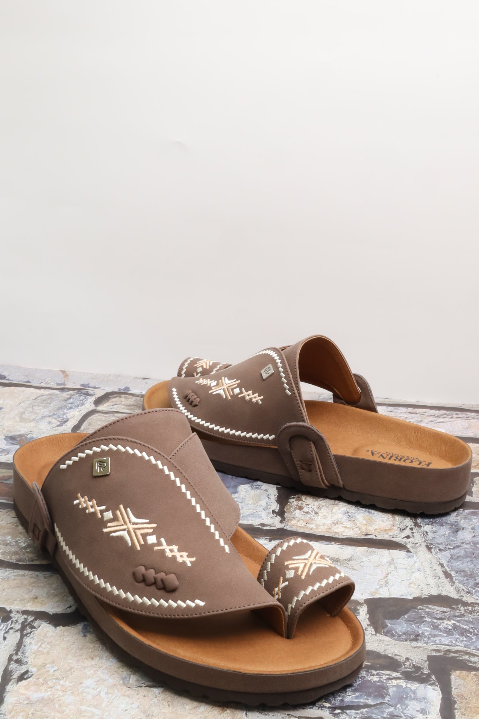 شرقي رجالي 67411