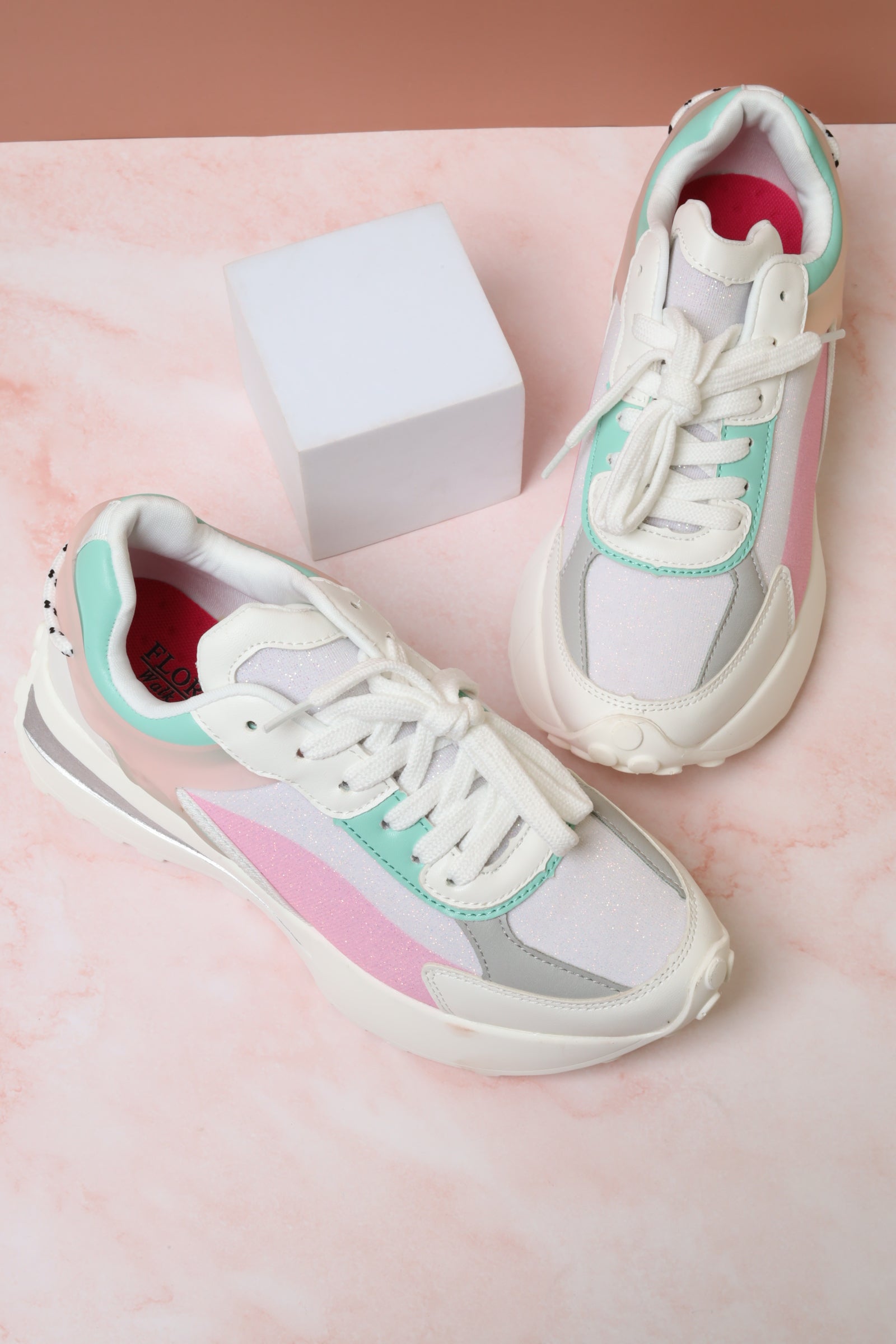 حذاء نسائي رياضي 123068