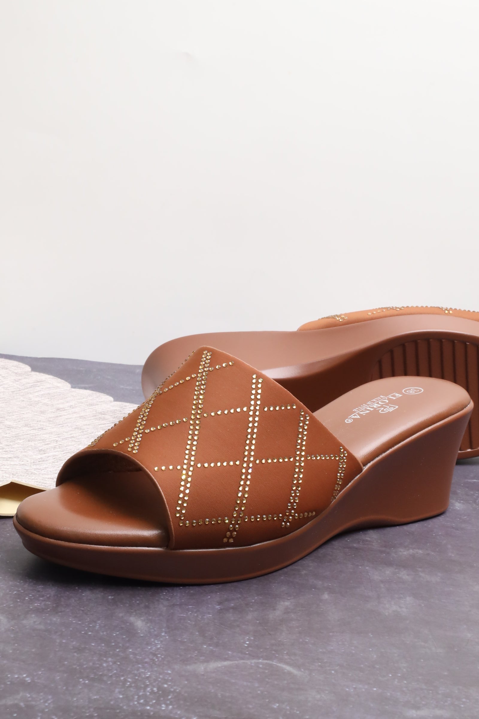 صندل نسائي 26015