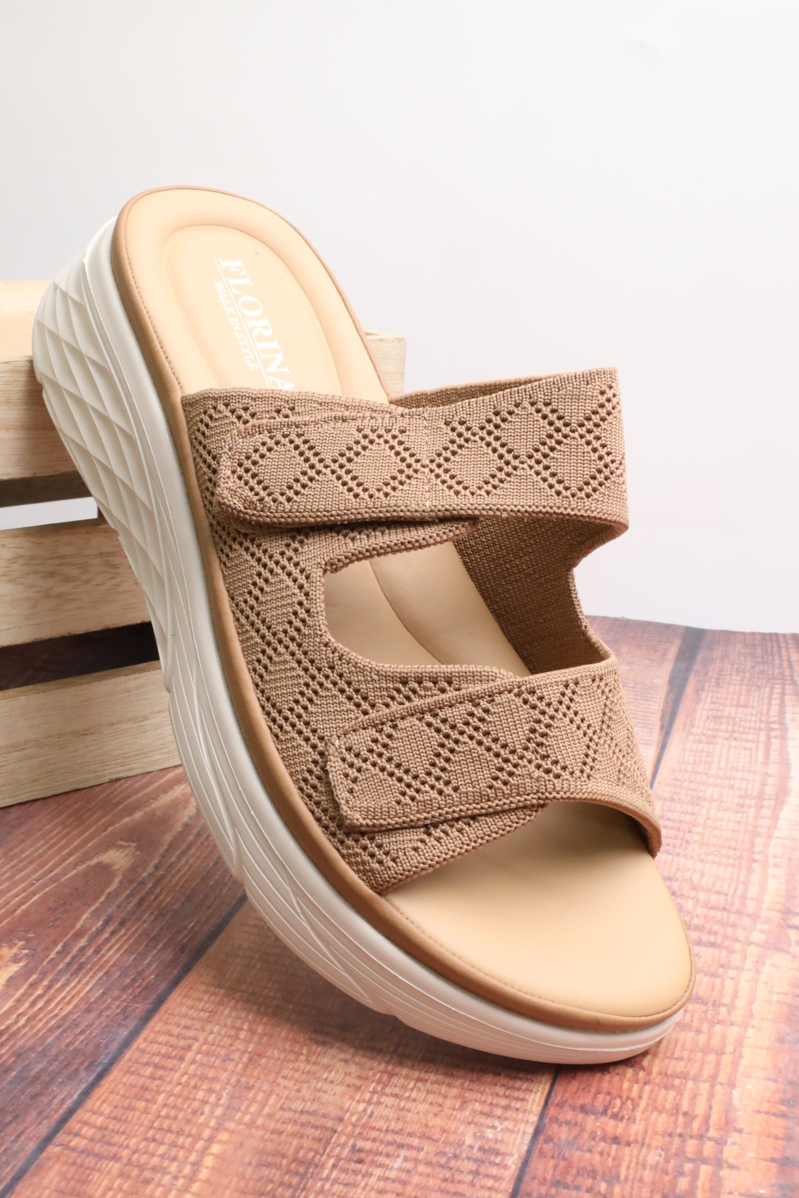 صندل نسائي 26027