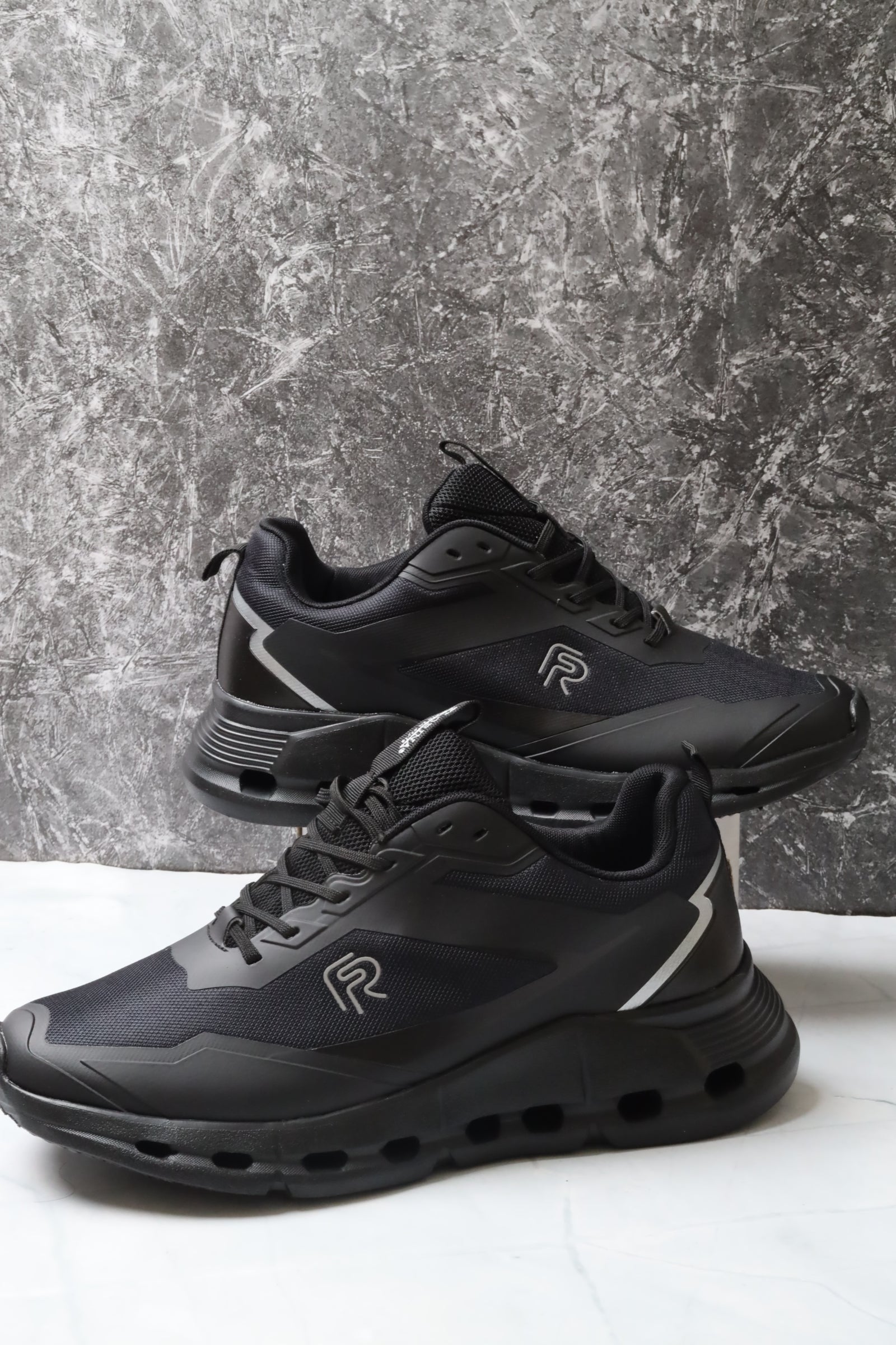 Sports shoes 158554