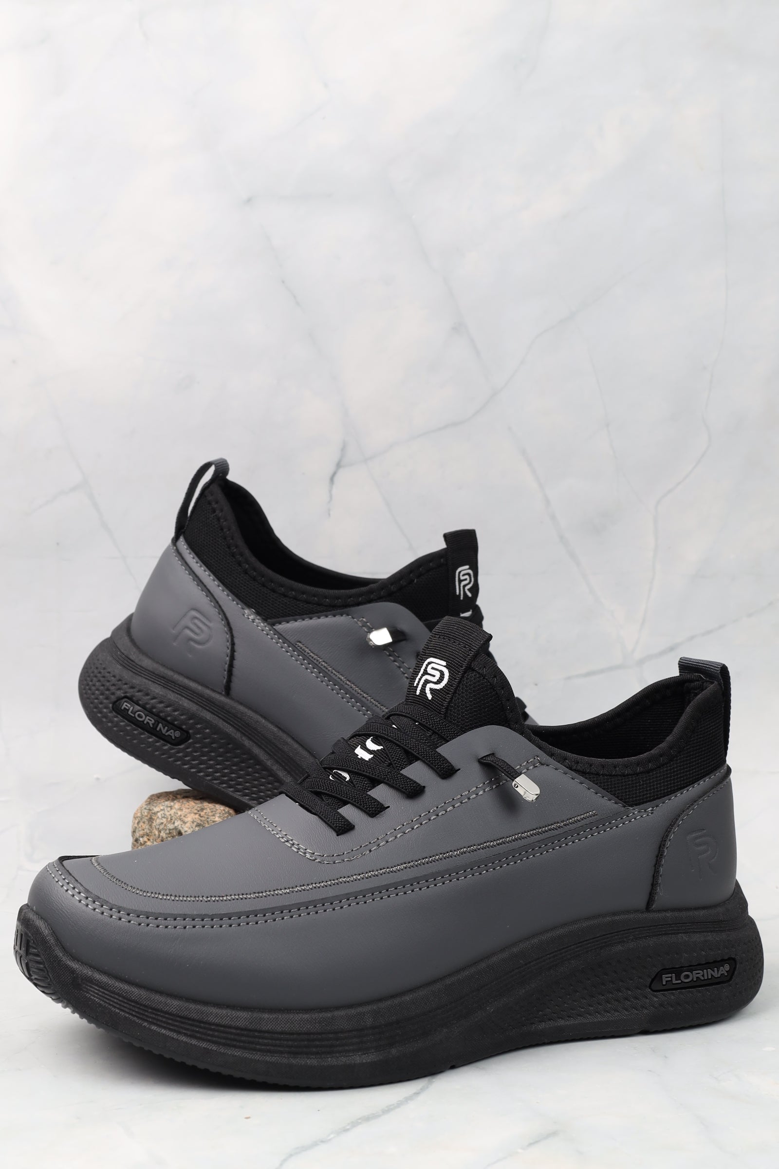 حذاء رياضي 23636