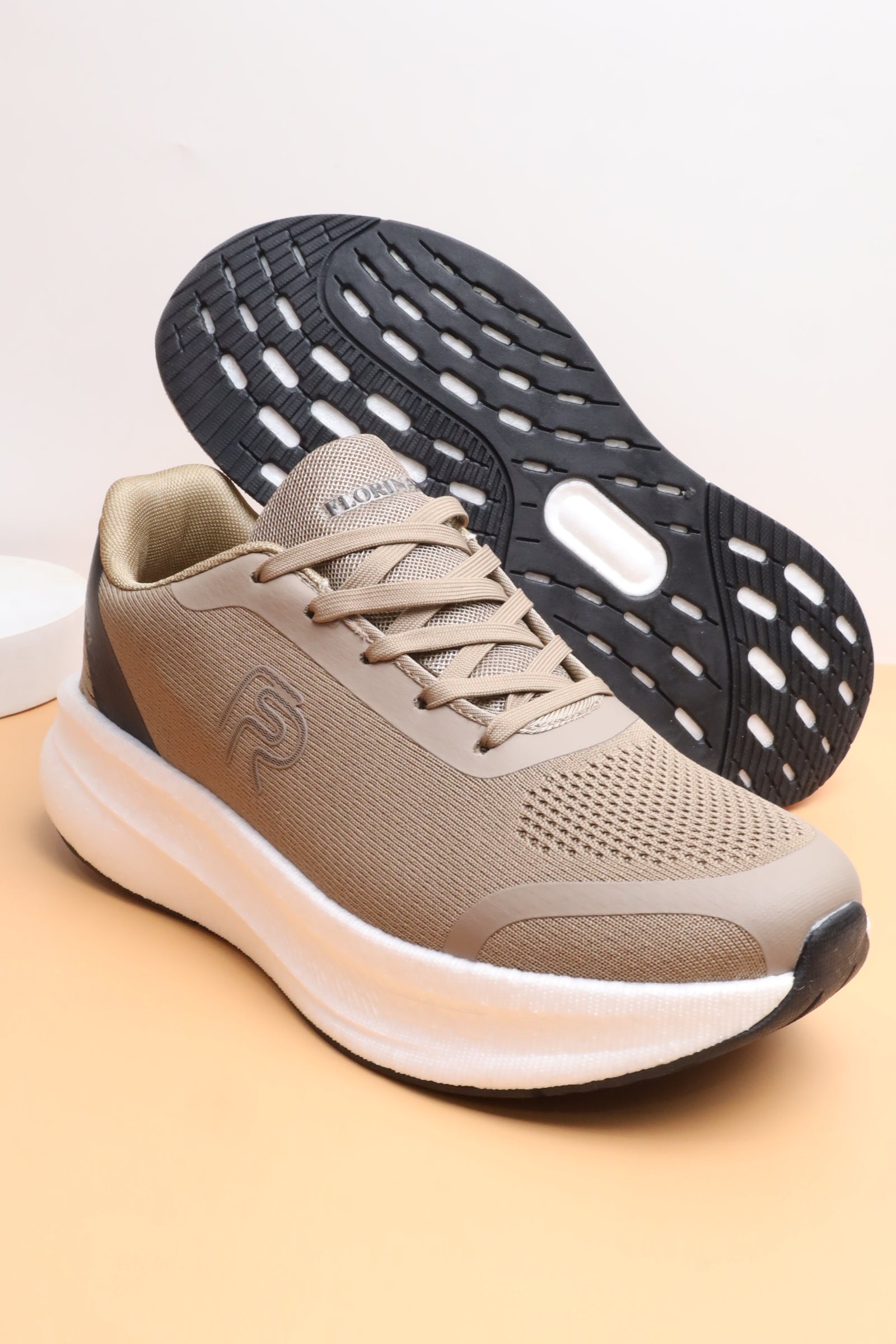 حذاء رياضي 158681