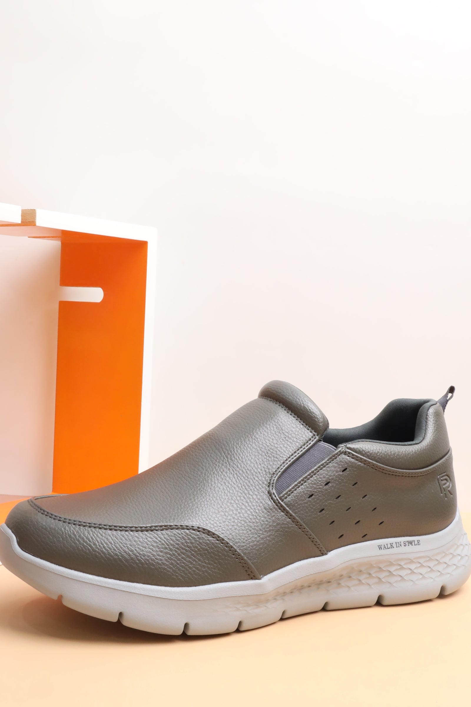 حذاء رياضي 158676