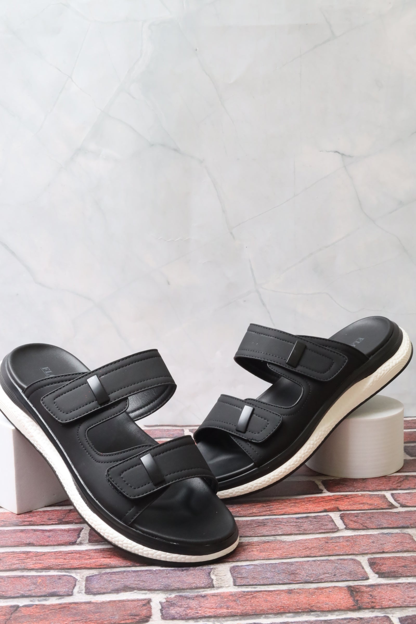 Men's Sandal 47503