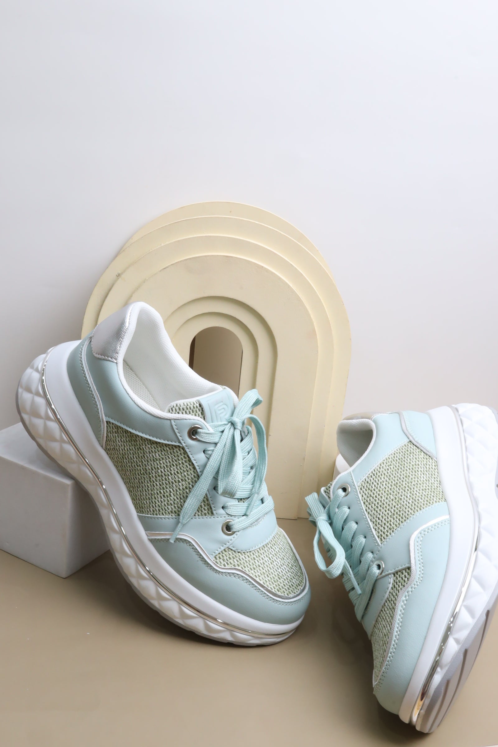 حذاء نسائي رياضي 126505