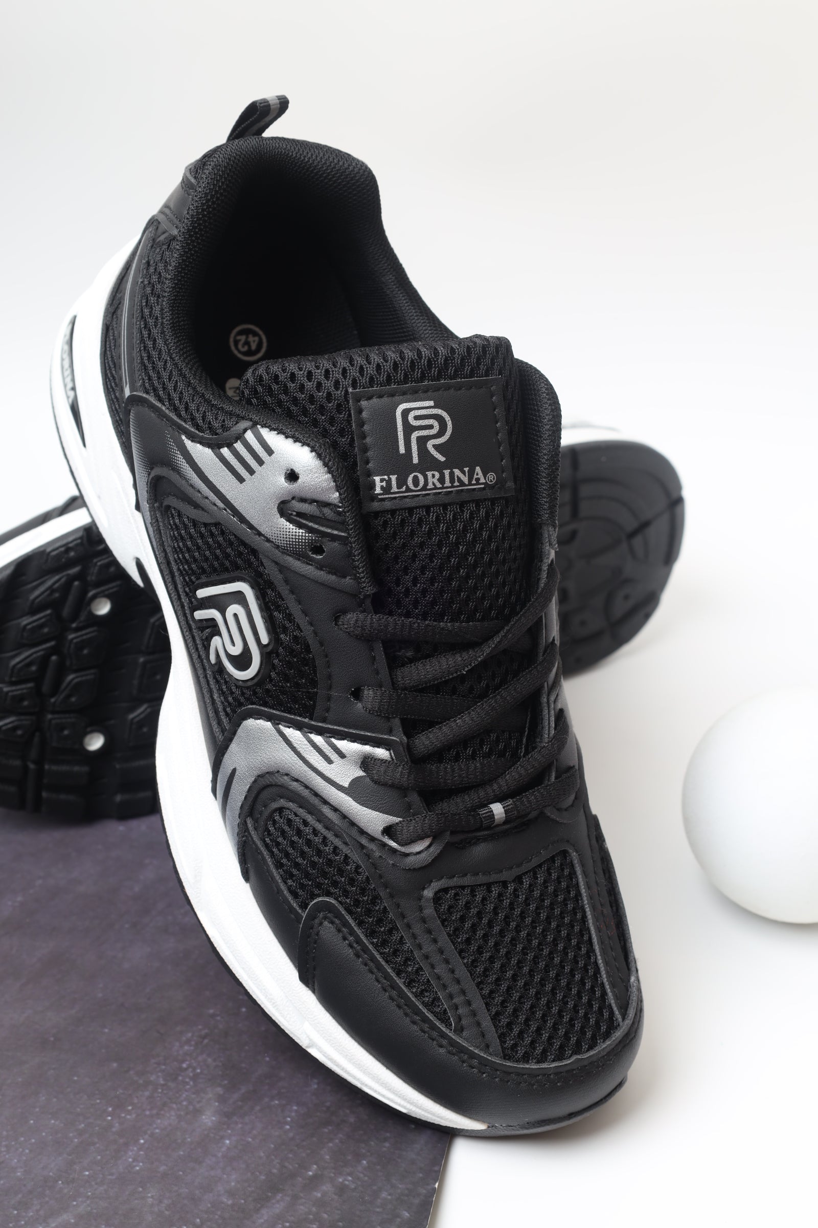 حذاء رياضي 23302