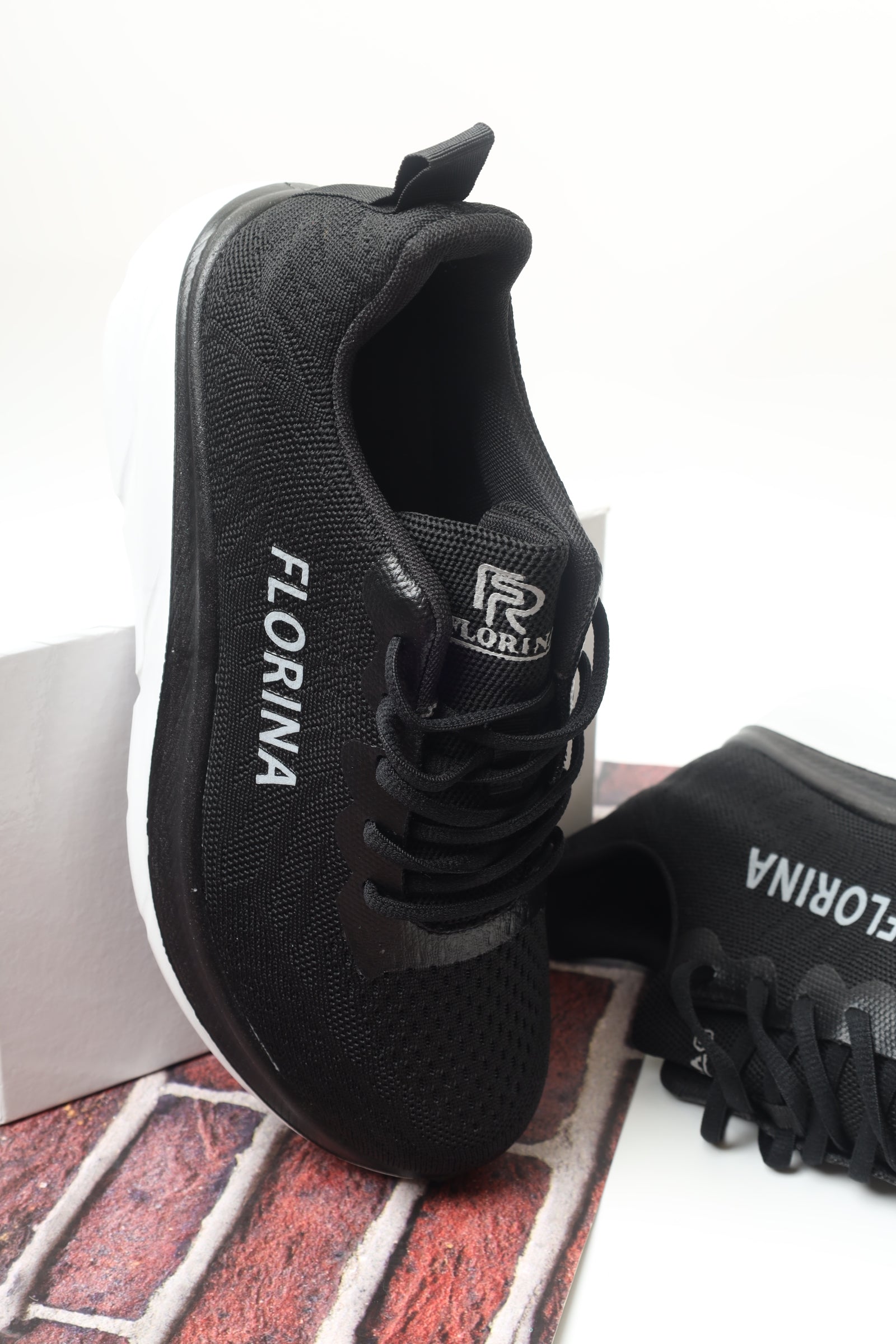 حذاء رياضي 23307