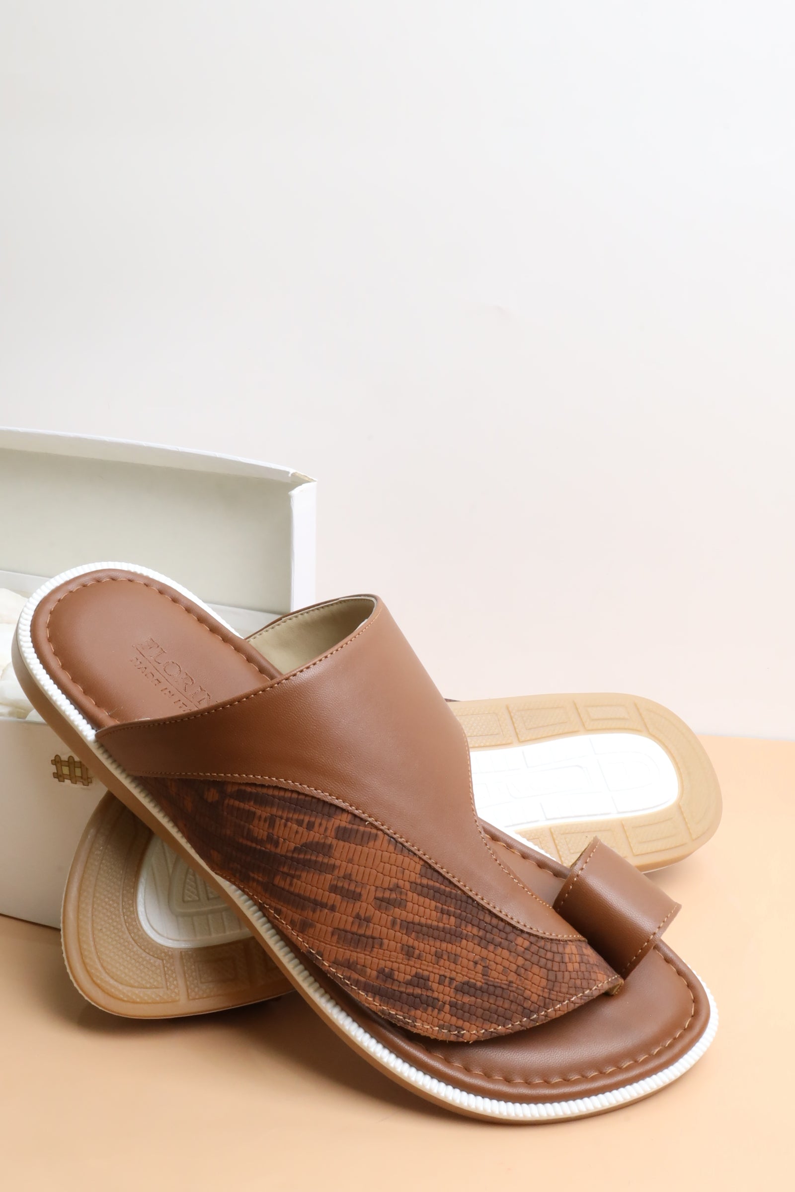 شرقي ايطالي 77003