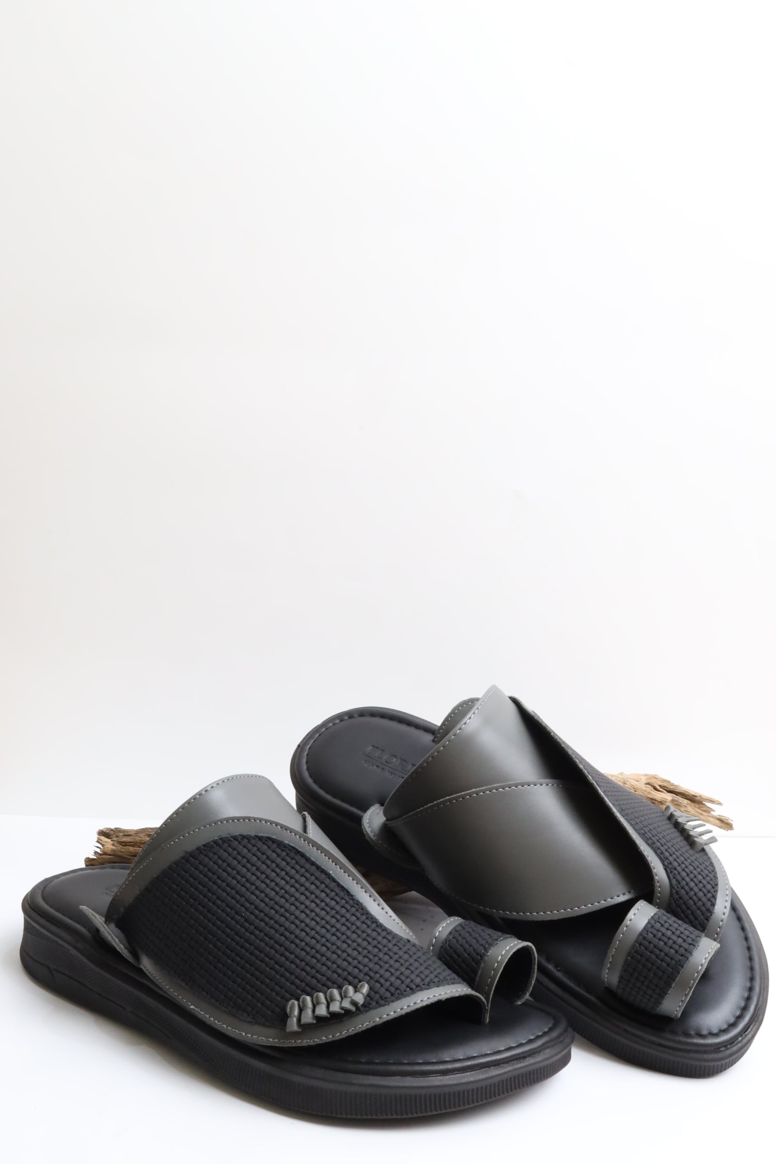 شرقي ايطالي 77001