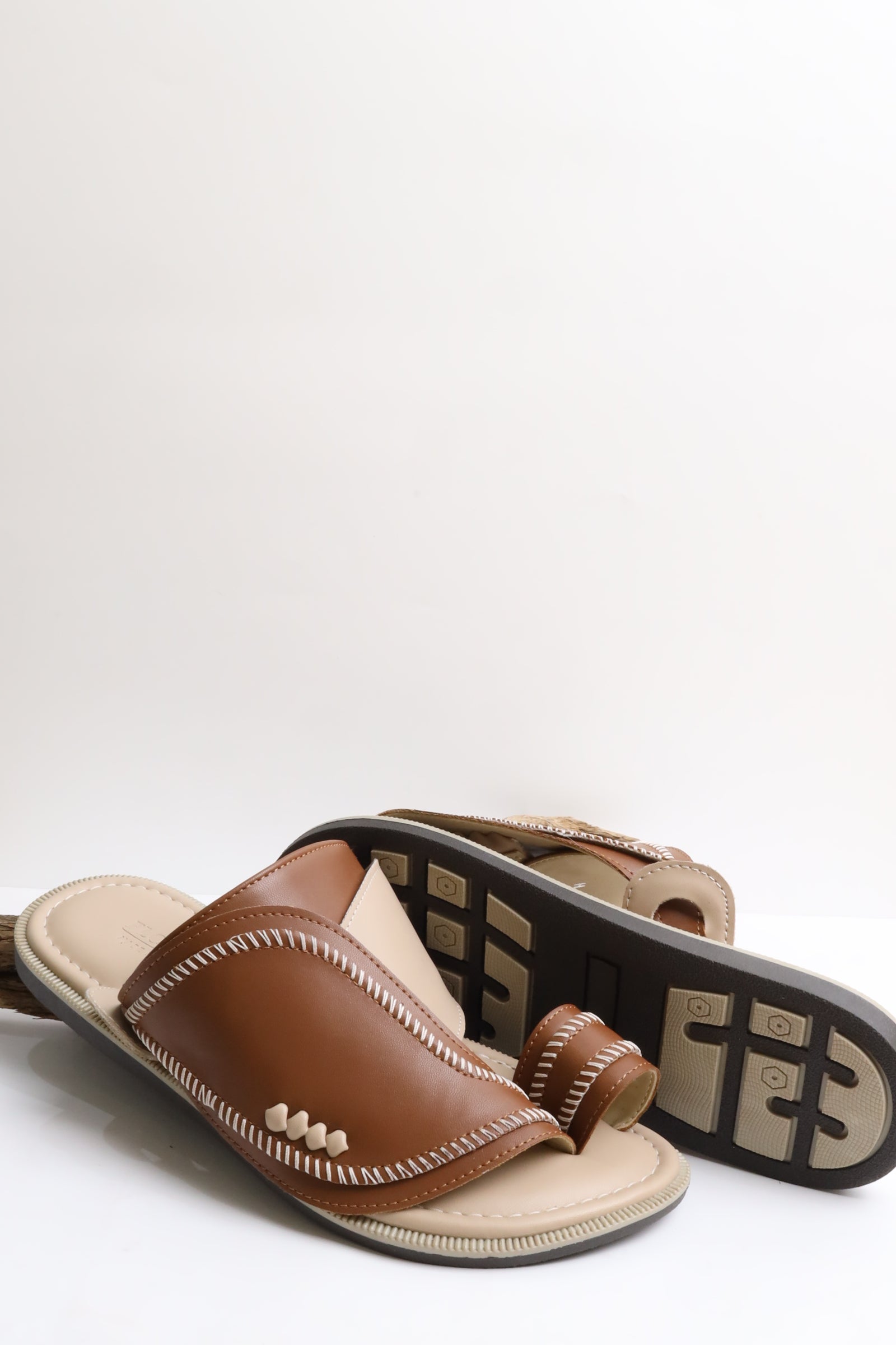 شرقي ايطالي 77004