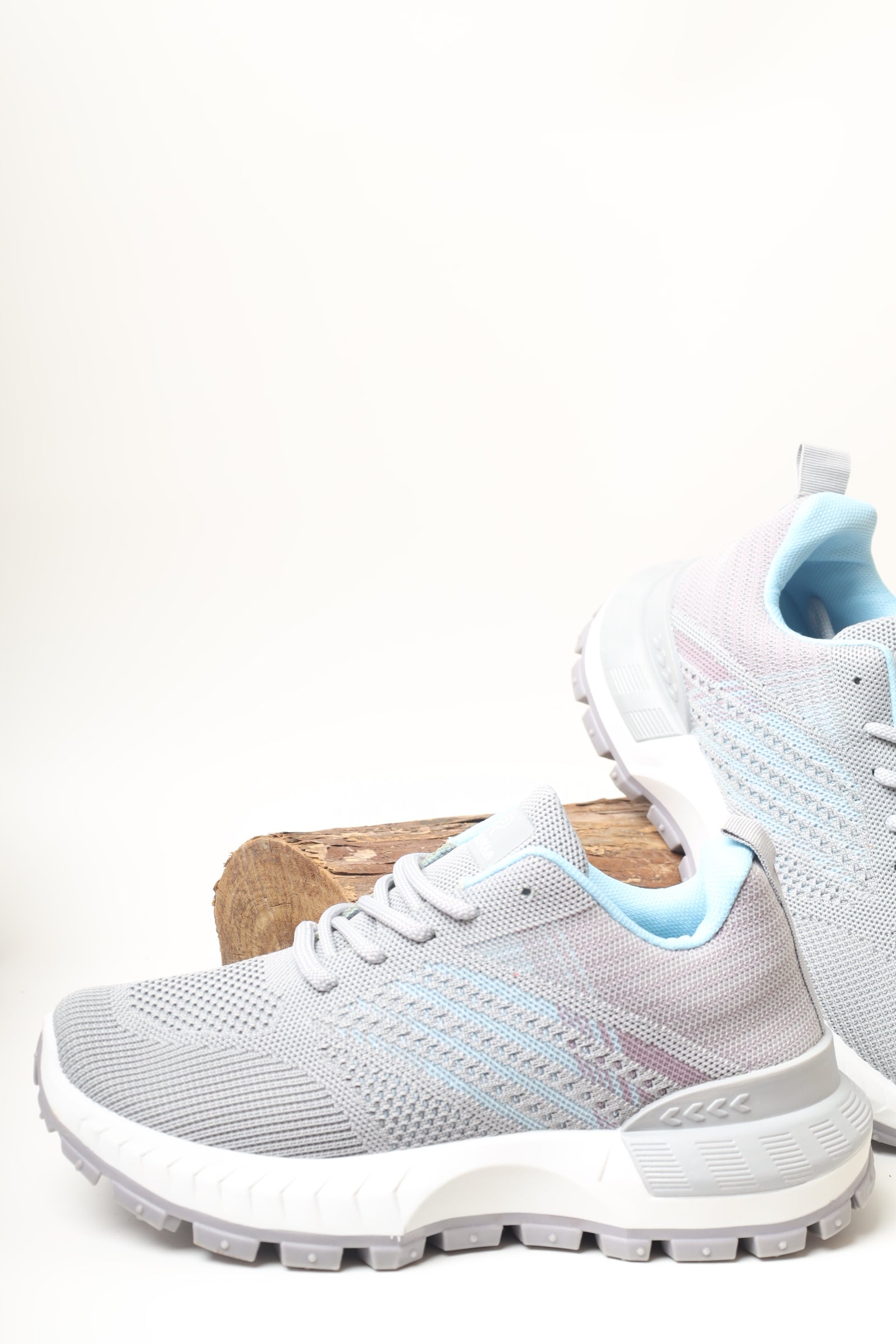 حذاء نسائي رياضي 11165