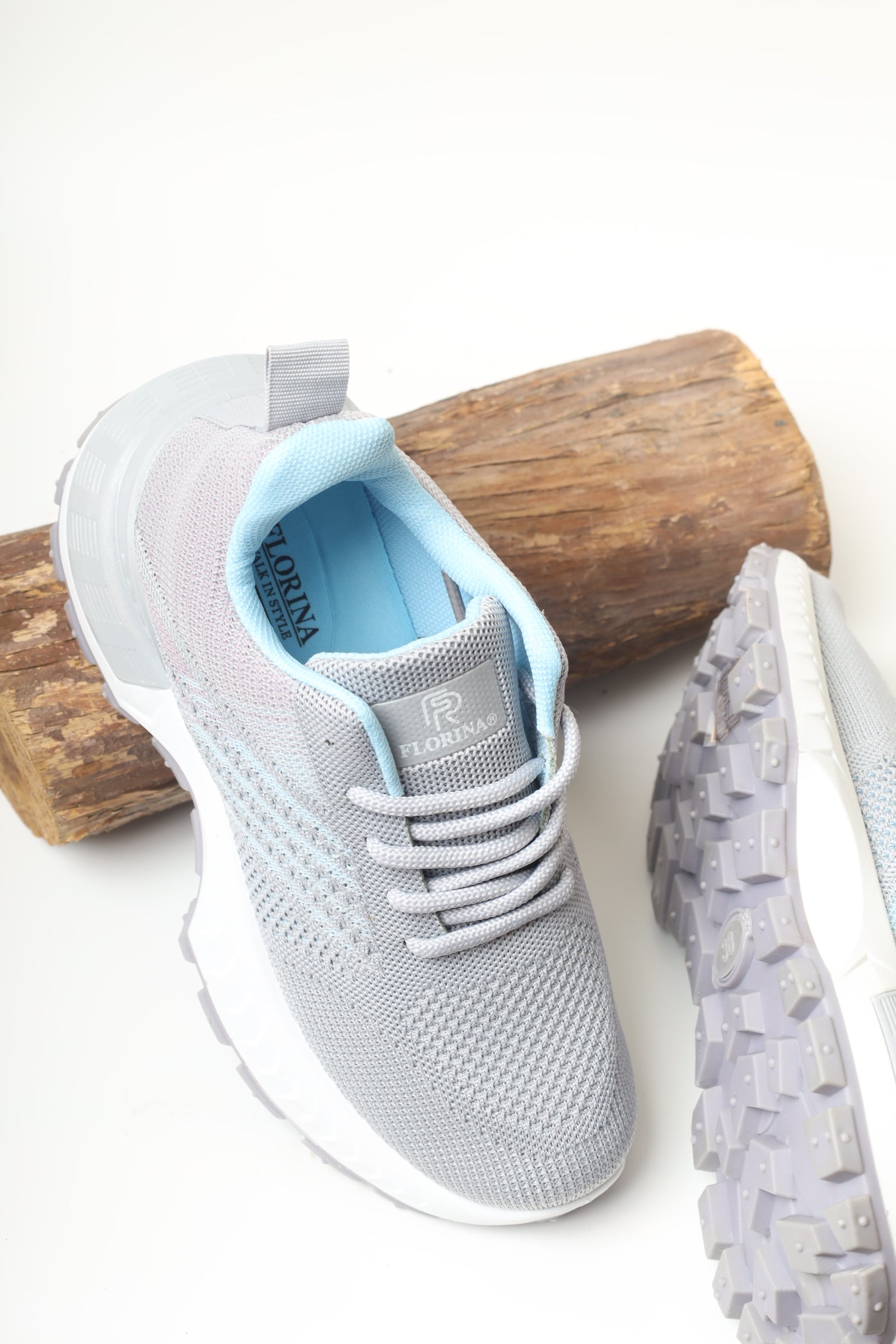 حذاء نسائي رياضي 11165