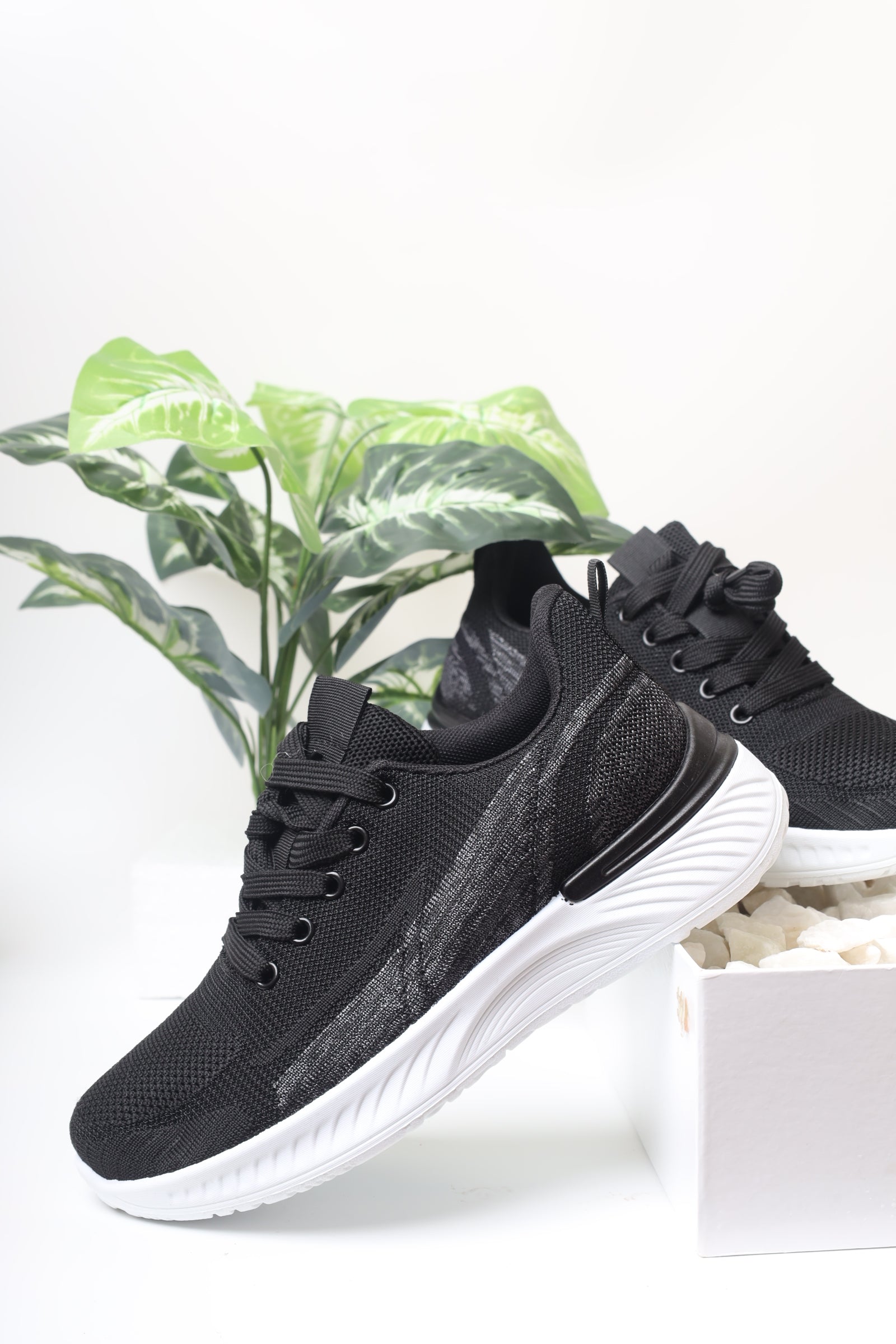 حذاء نسائي رياضي 11164