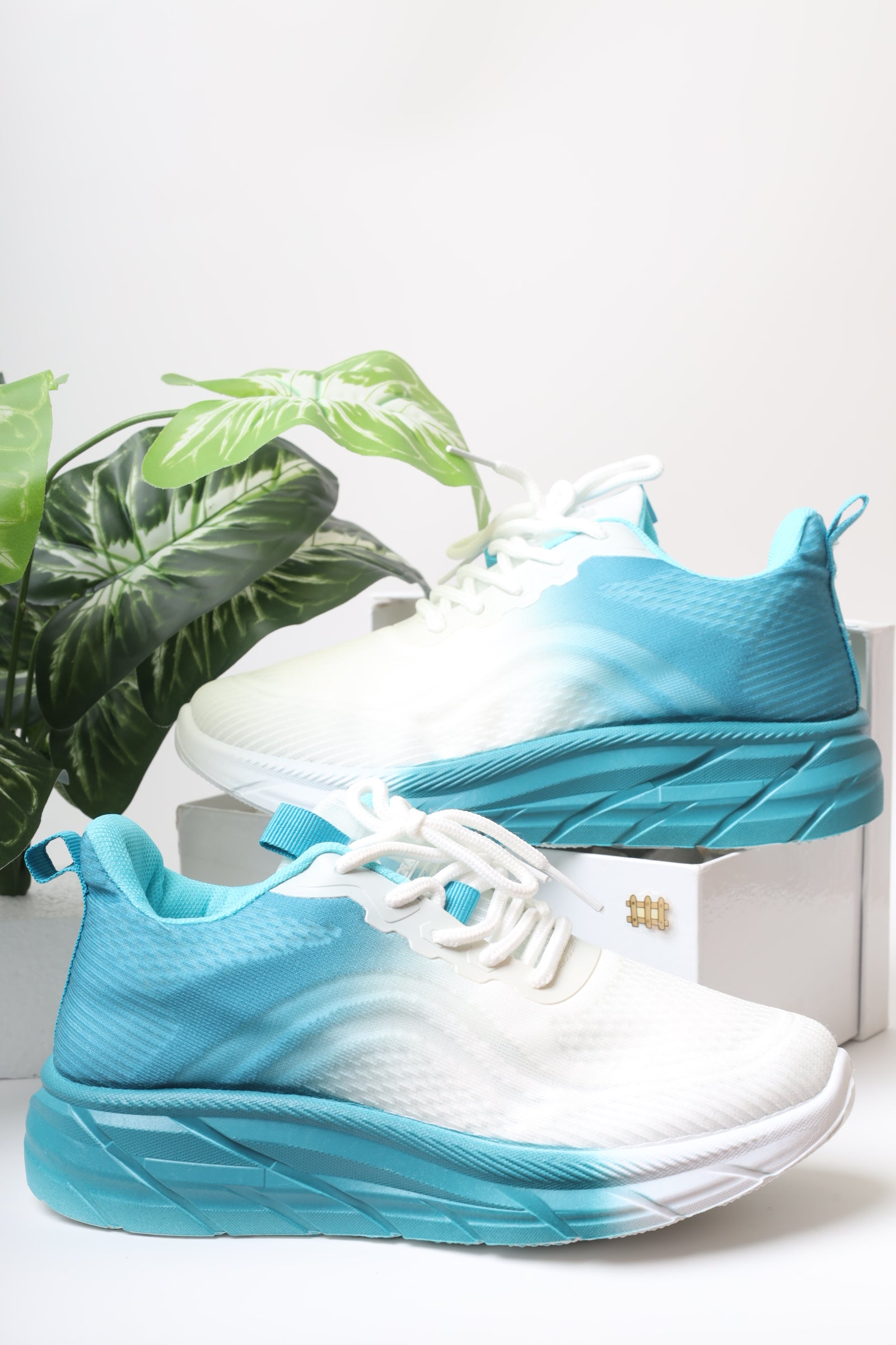 حذاء نسائي رياضي 11158