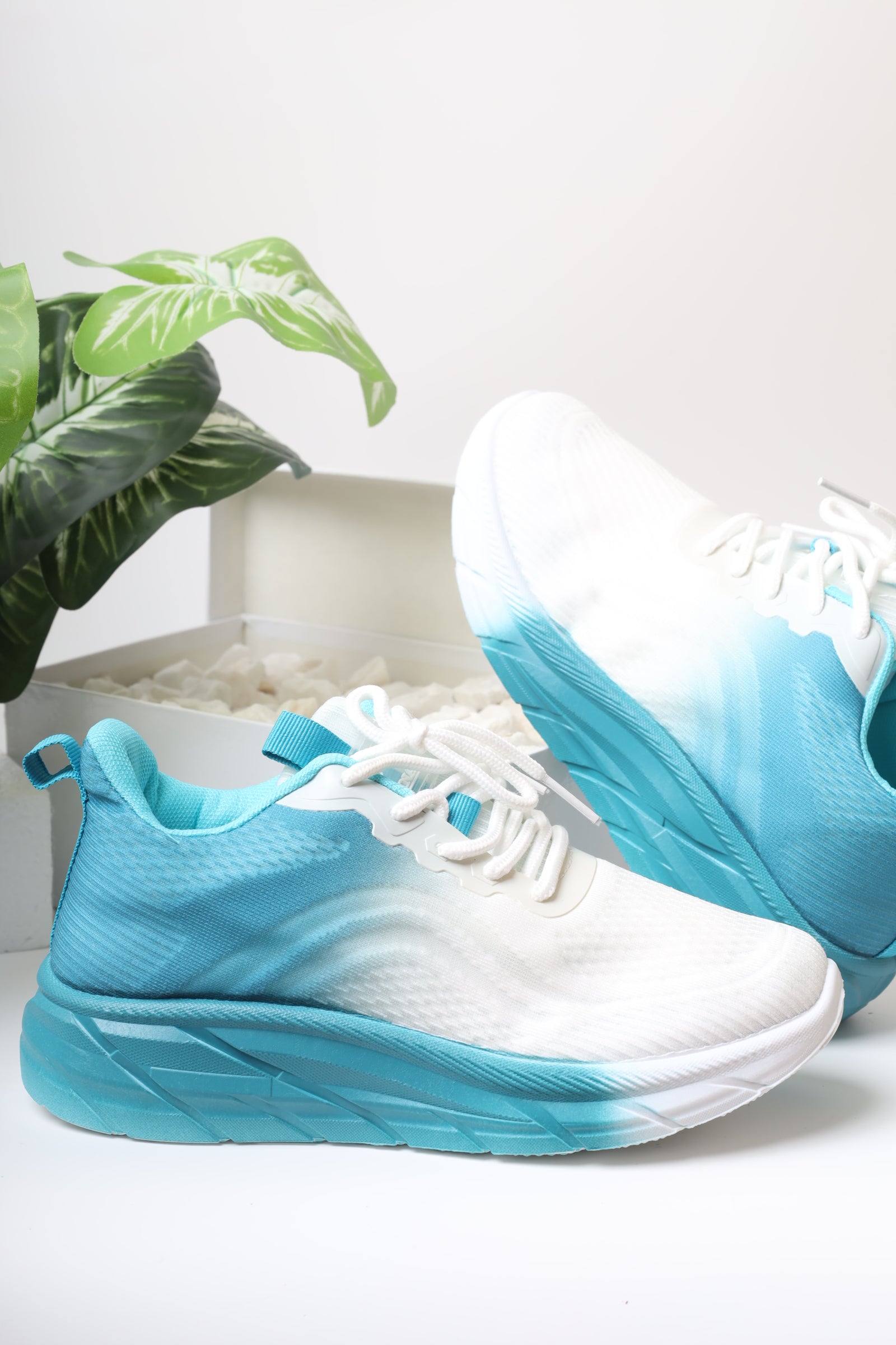 حذاء نسائي رياضي 11158