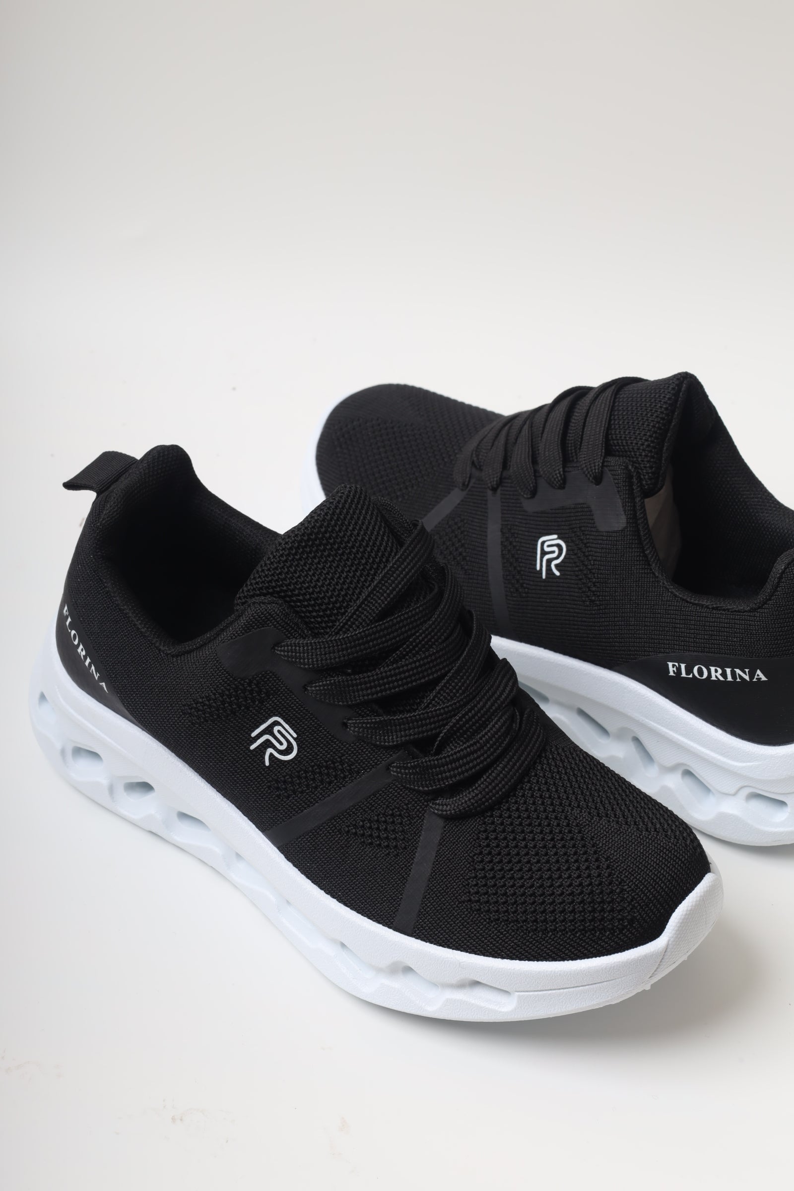 حذاء نسائي رياضي 11153