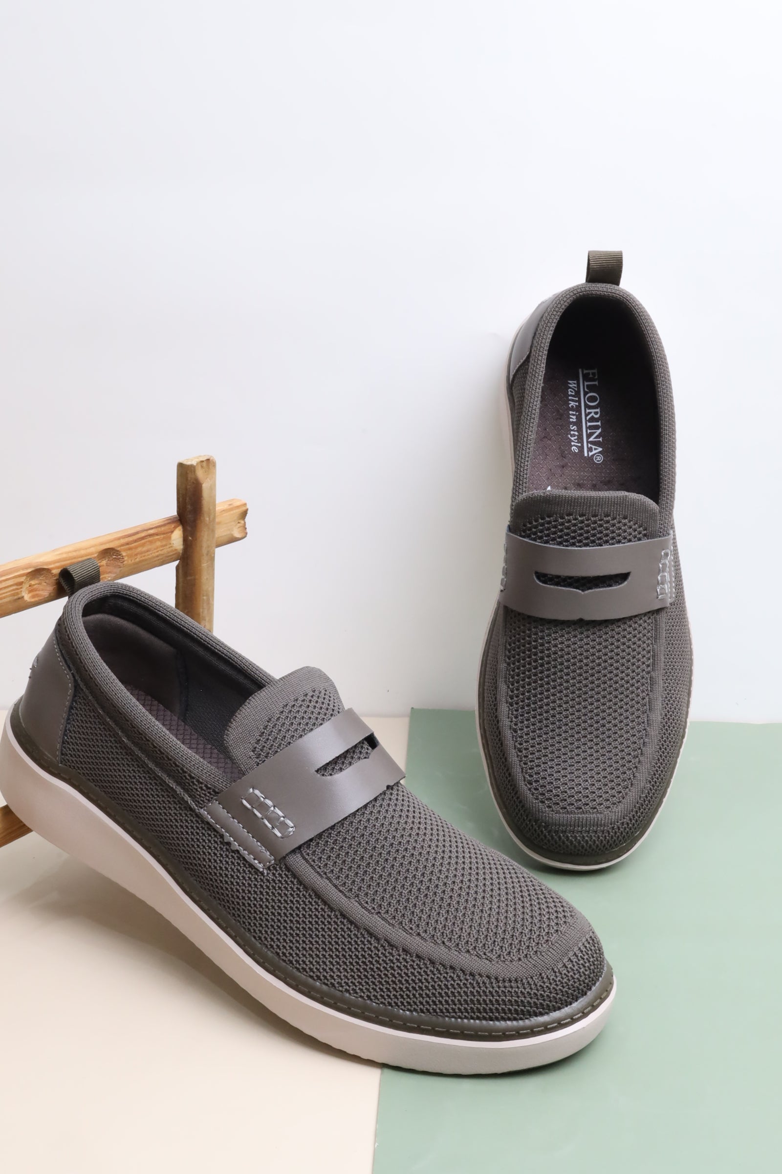 حذاء كاجول 89501