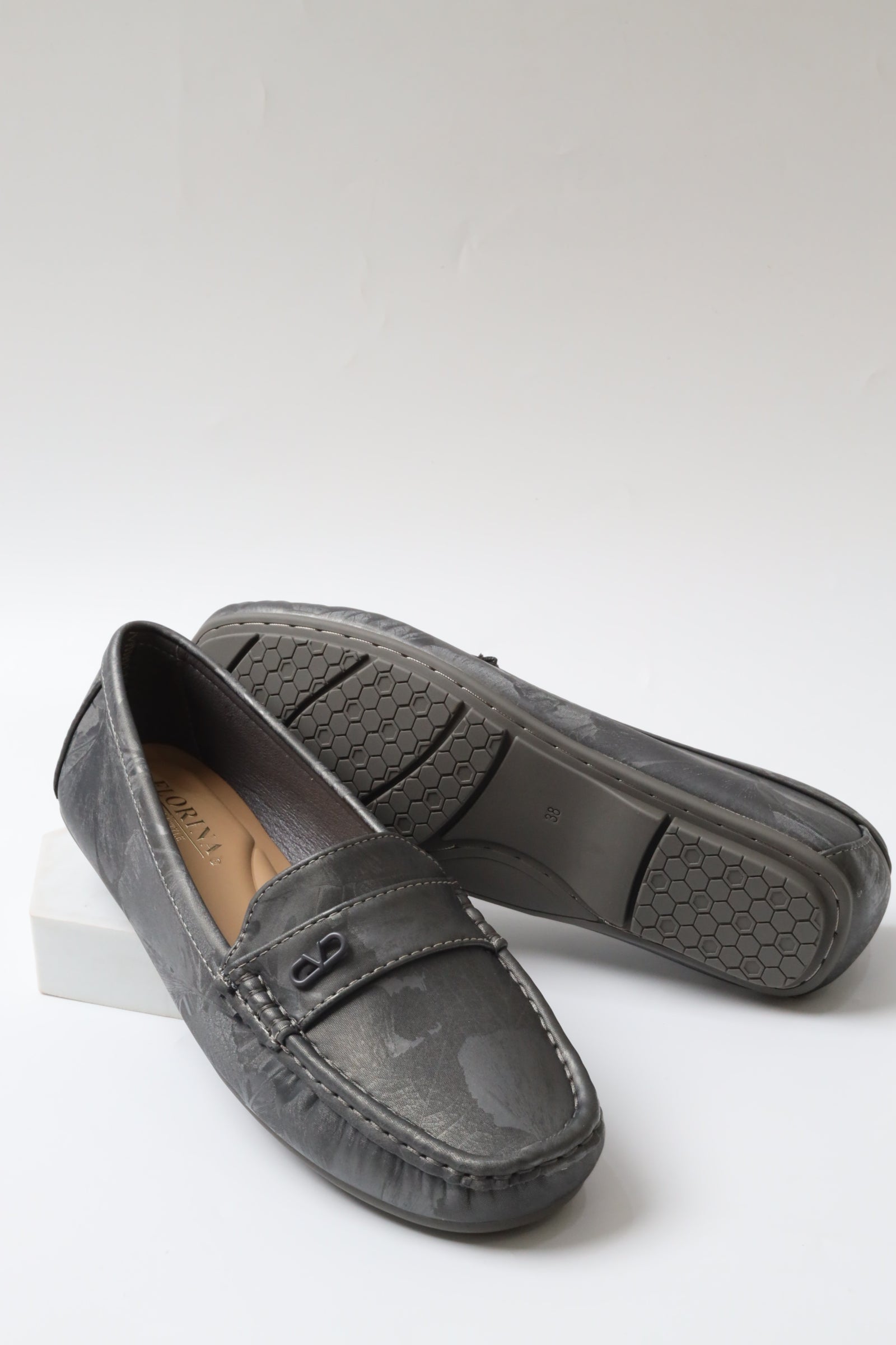 Women's shoes 41202