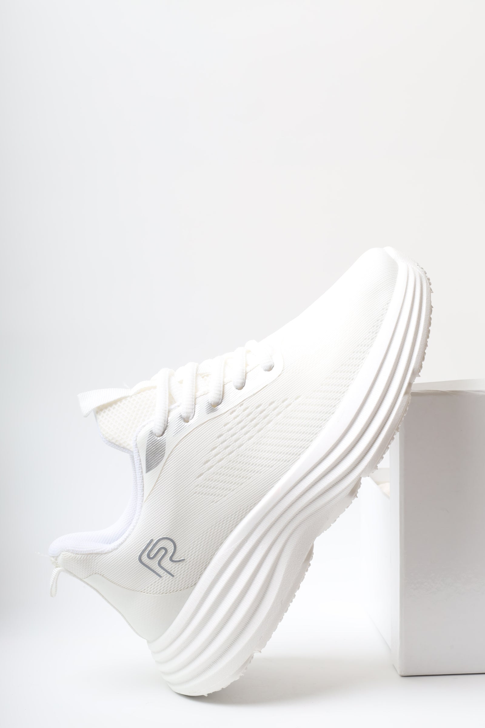 حذاء نسائي رياضي 11167