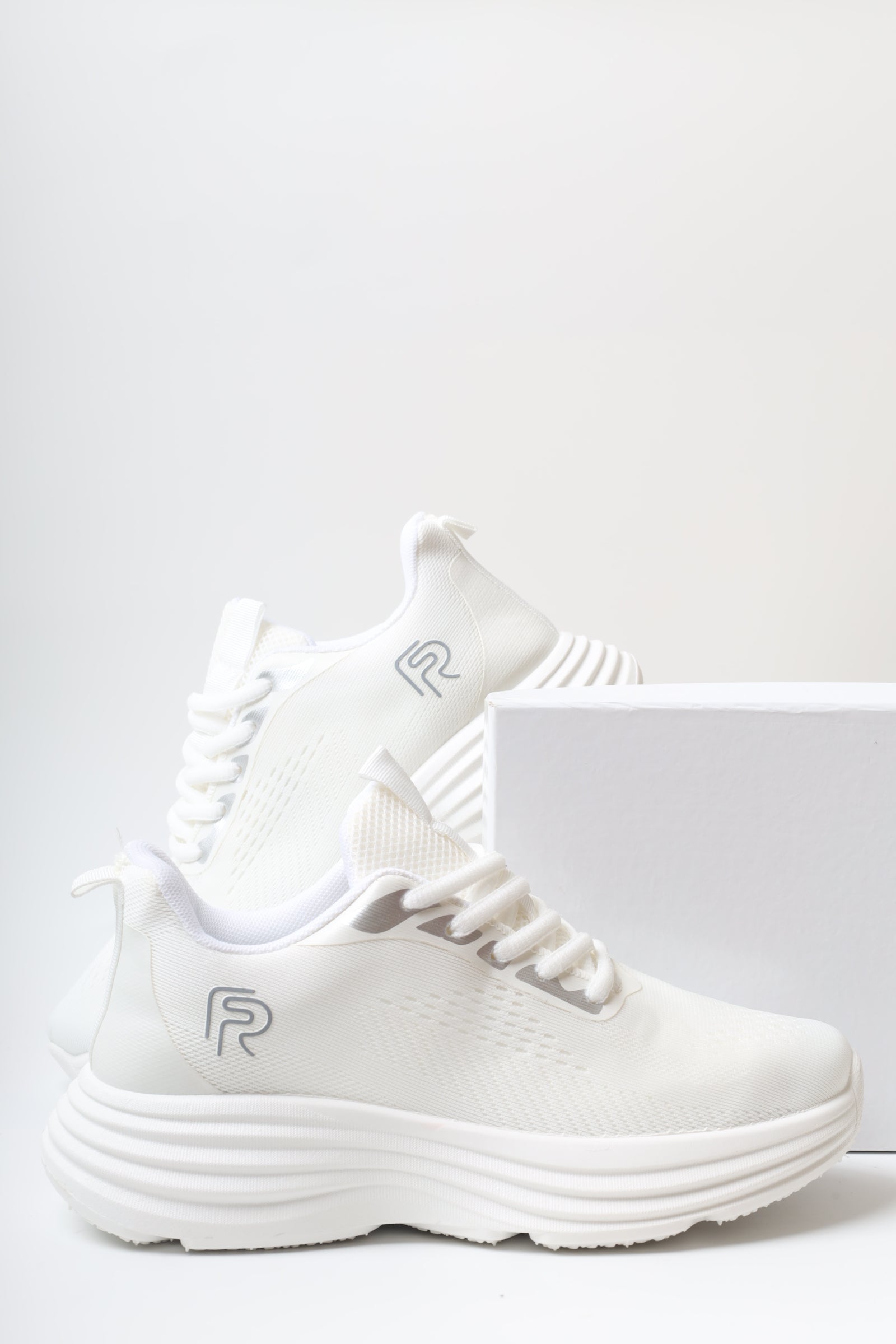 حذاء نسائي رياضي 11167