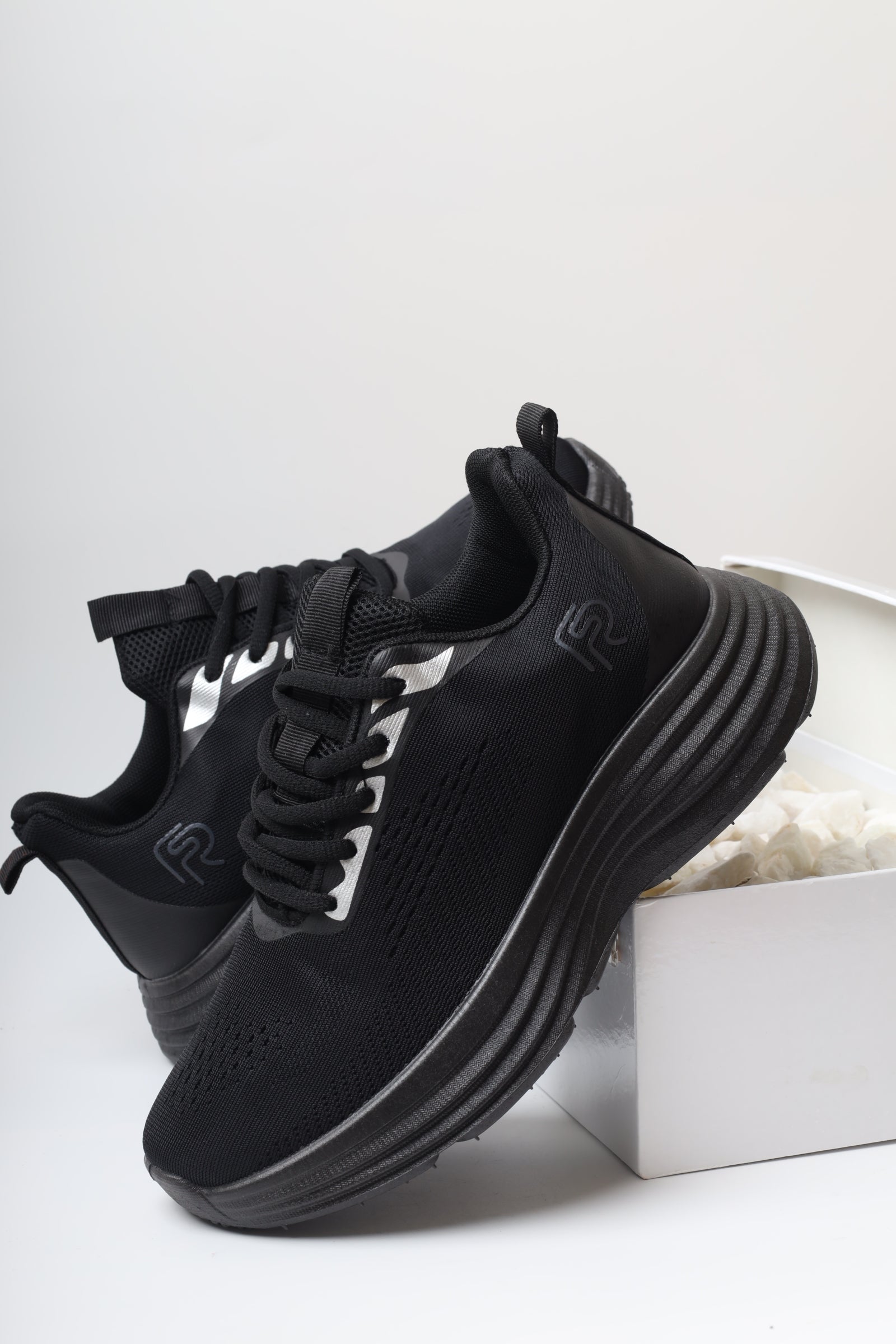 حذاء نسائي رياضي 11167