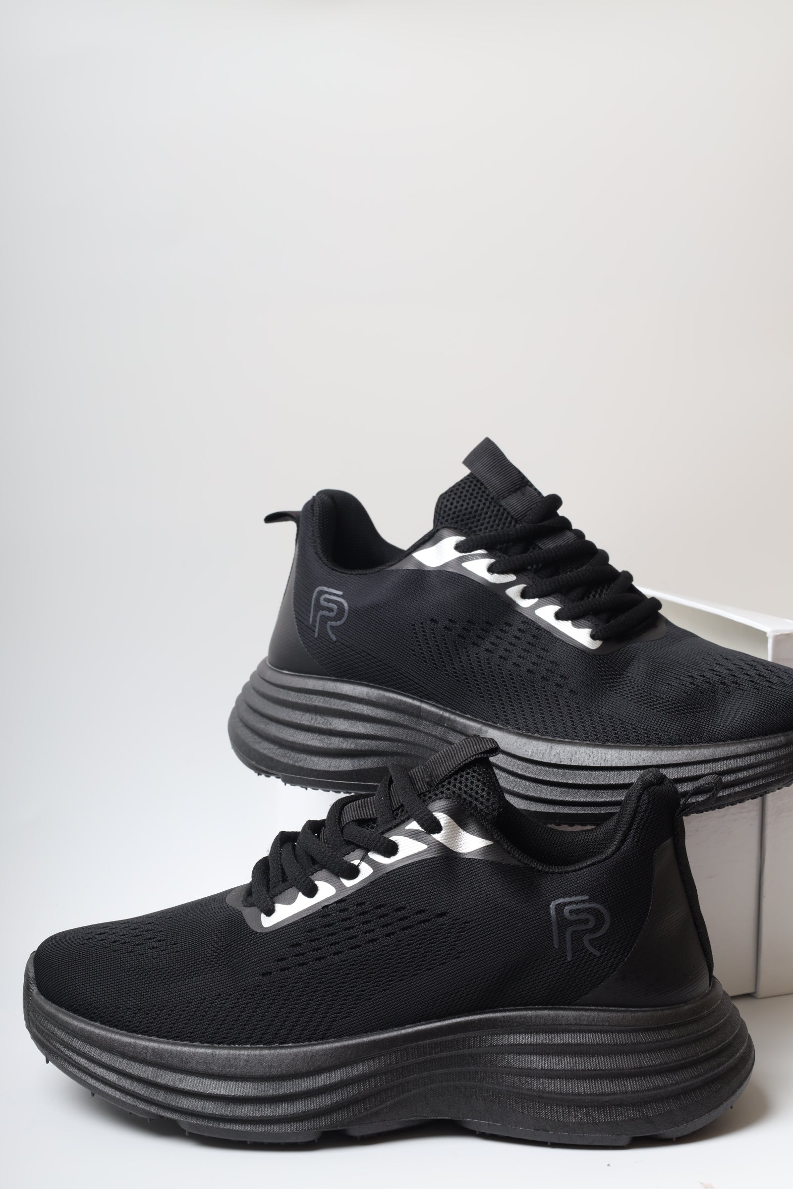 حذاء نسائي رياضي 11167