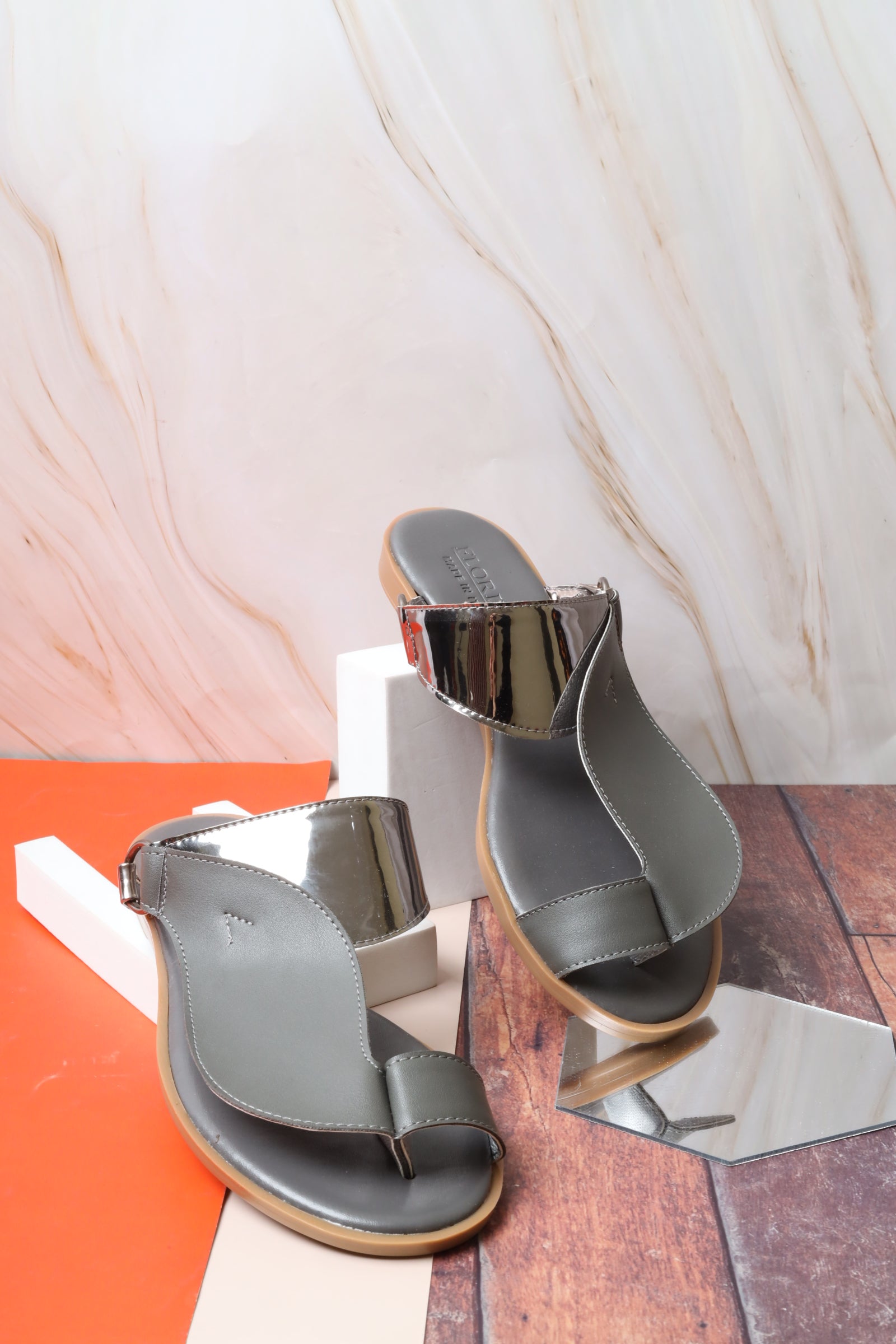 Italian sandal 1236049