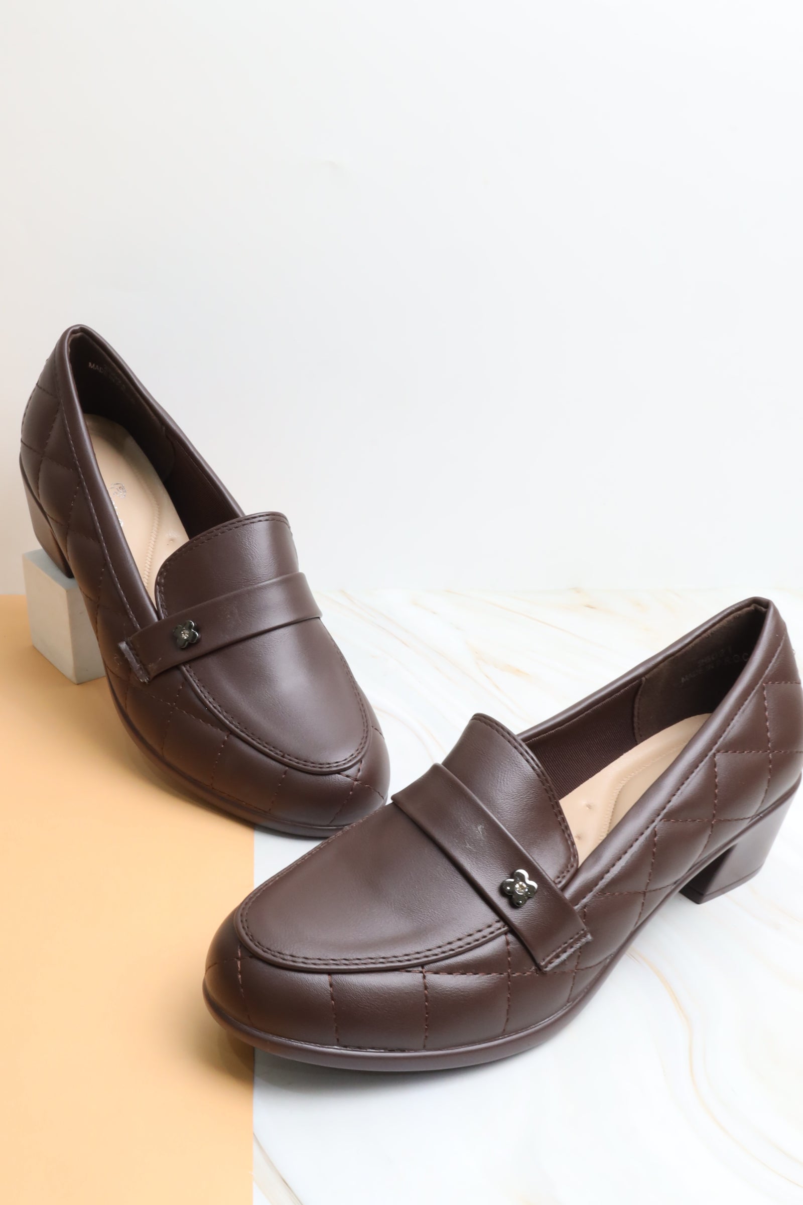 حذاء نسائي 26021