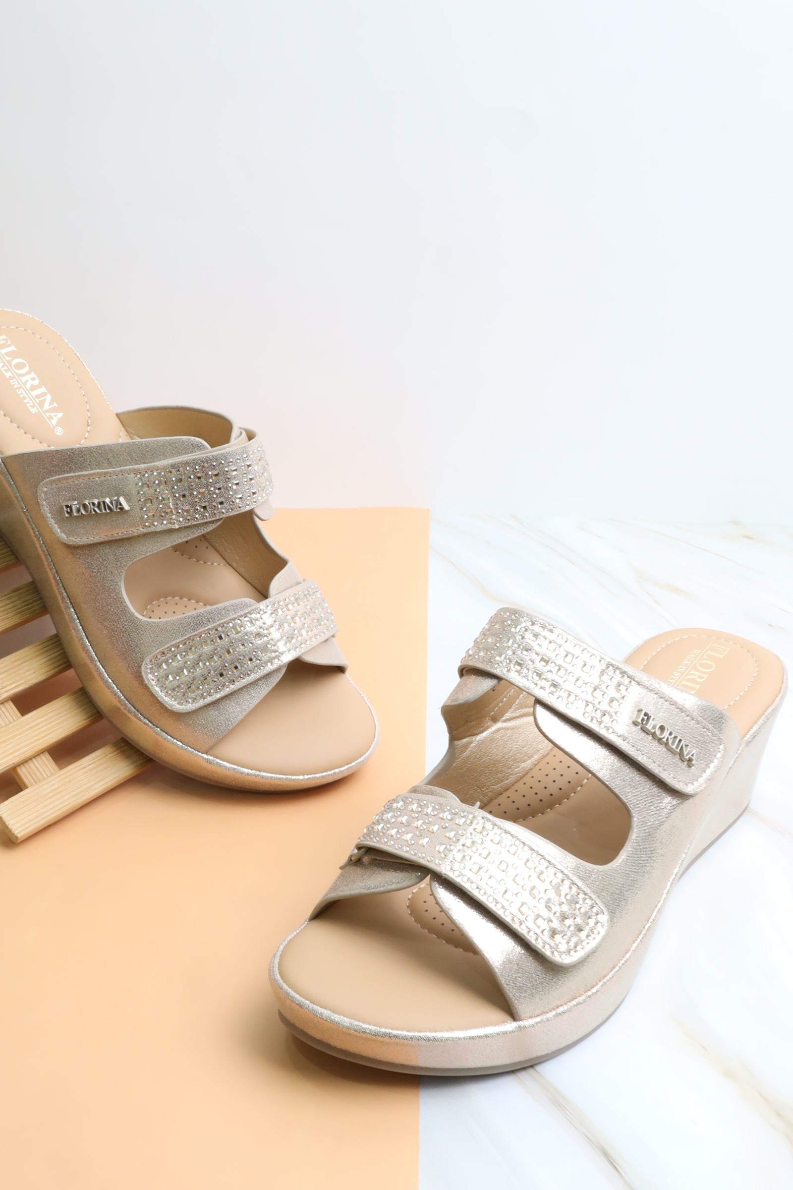 صندل نسائي 26026