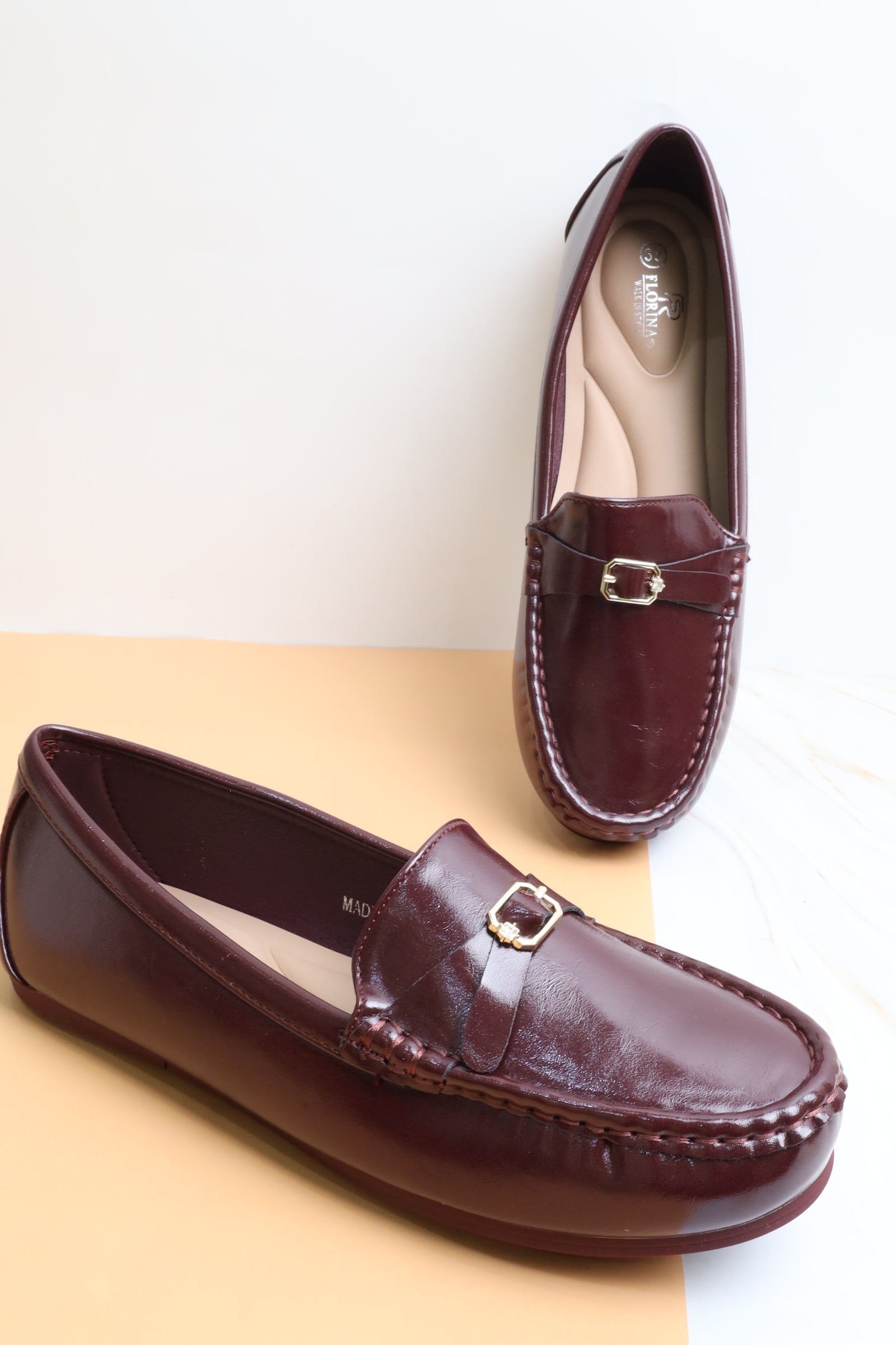 حذاء نسائي 26019